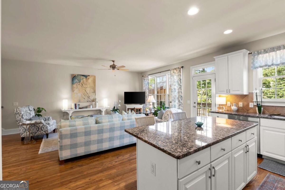 184 Mystic Court Property Photo 18