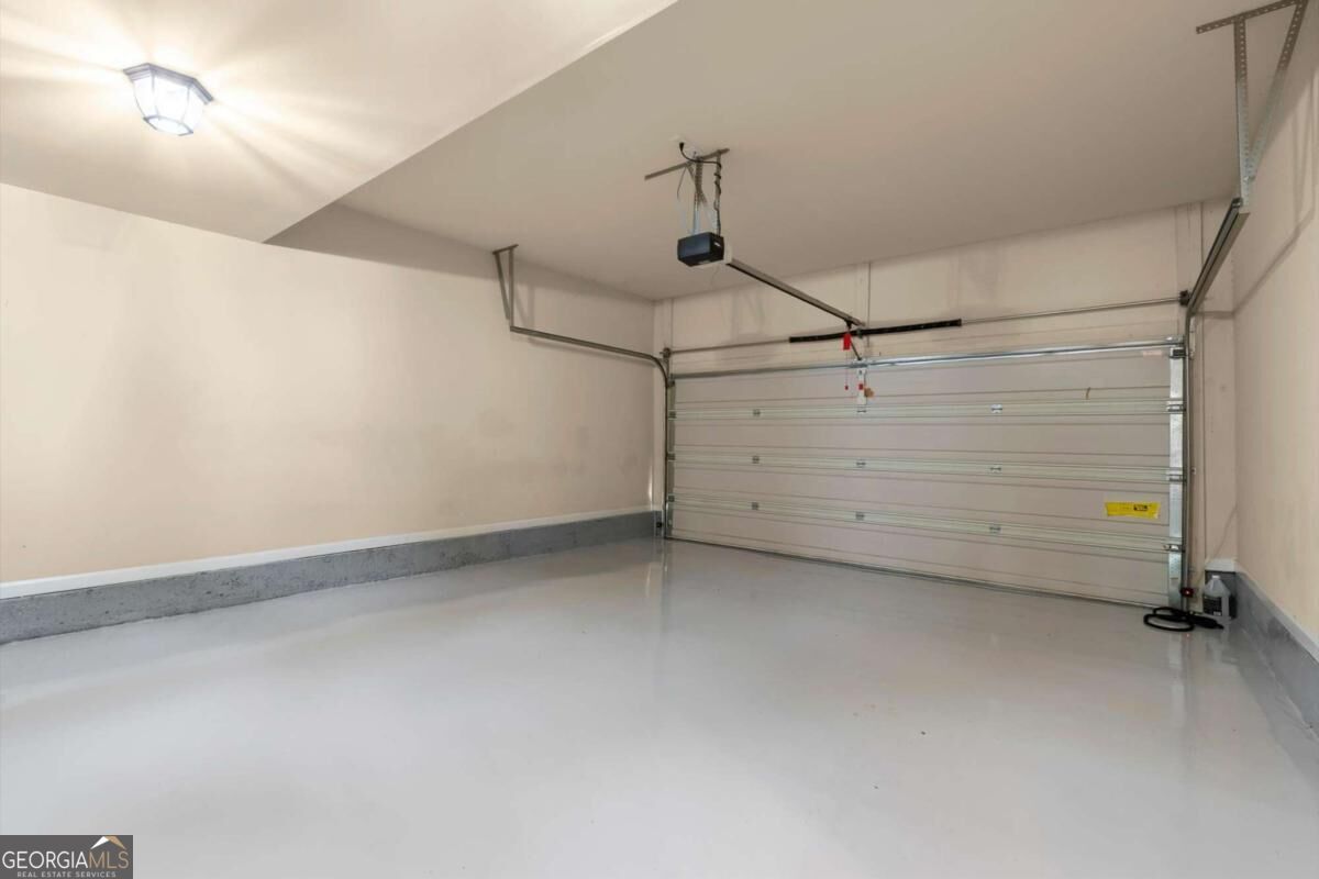 184 Mystic Court Property Photo 37