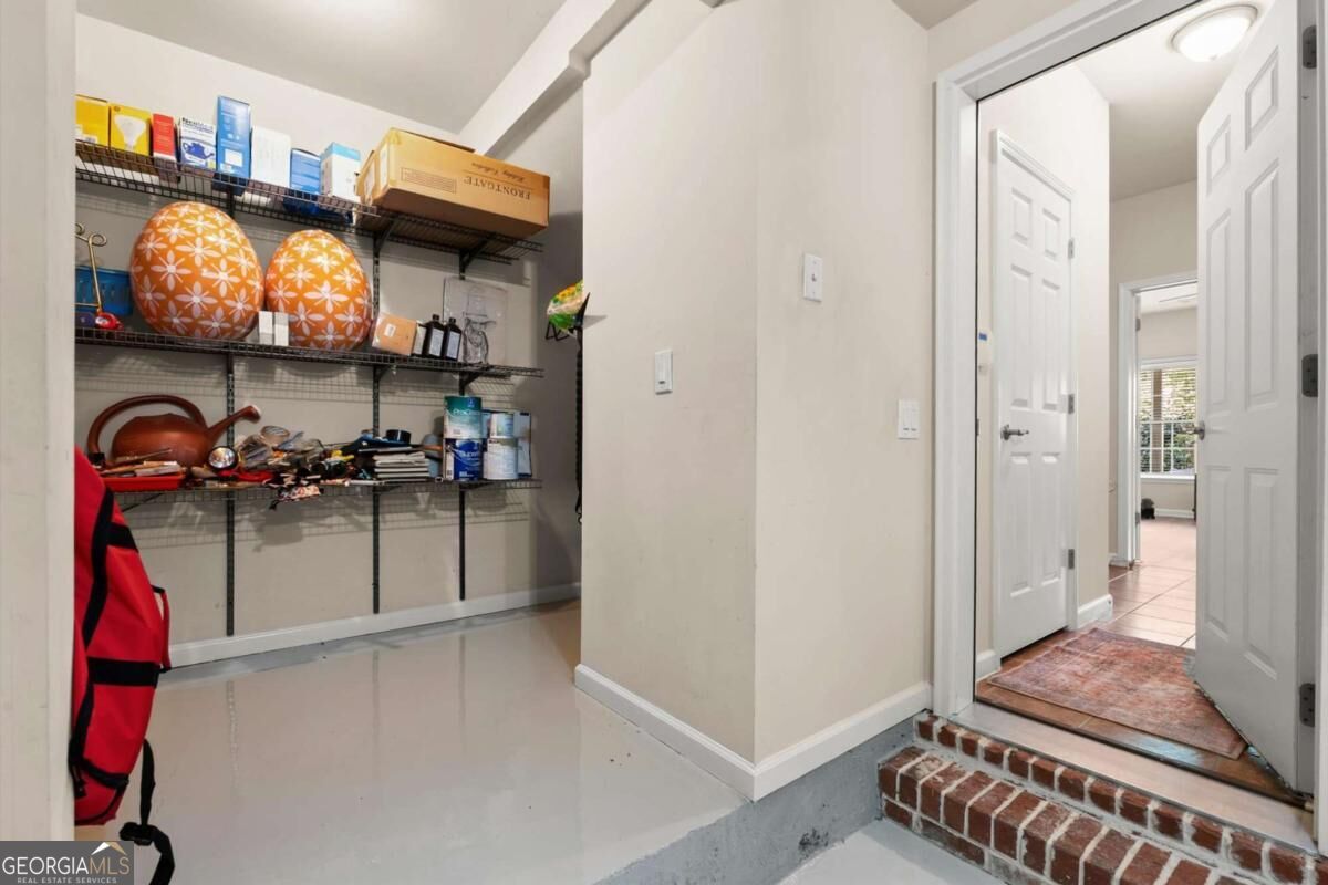 184 Mystic Court Property Photo 38