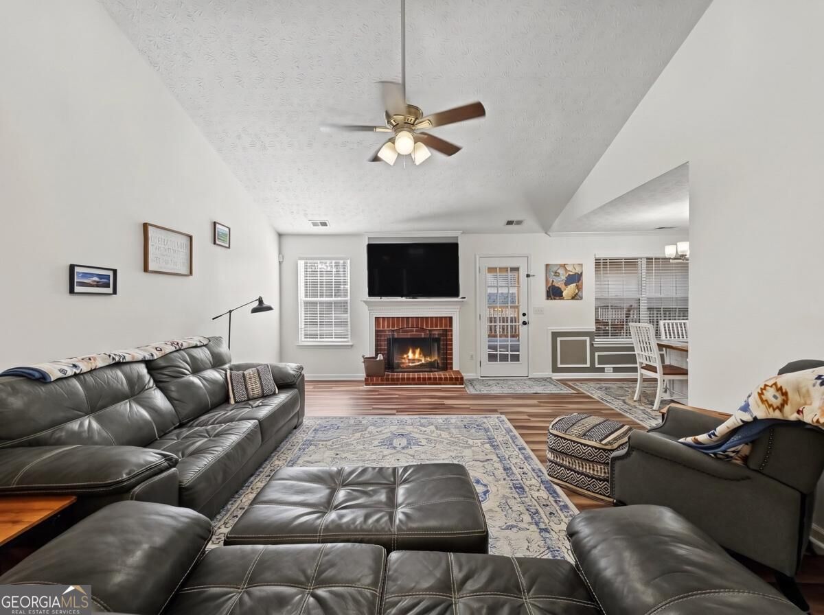 2705 Abbotts Glen Place Nw Property Photo 9