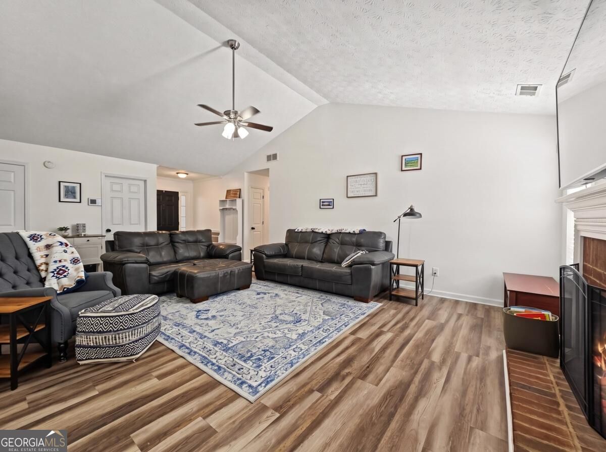 2705 Abbotts Glen Place Nw Property Photo 11