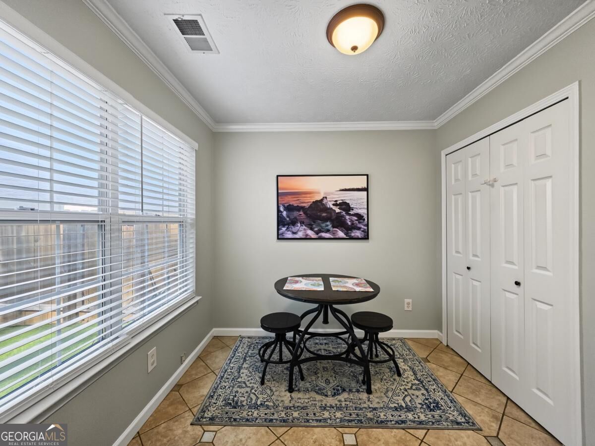 2705 Abbotts Glen Place Nw Property Photo 16