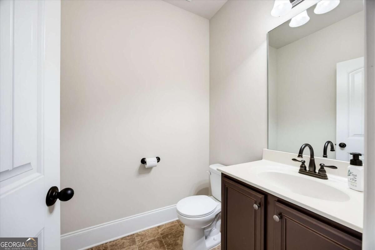 91 Ashbury Circle Property Photo 21