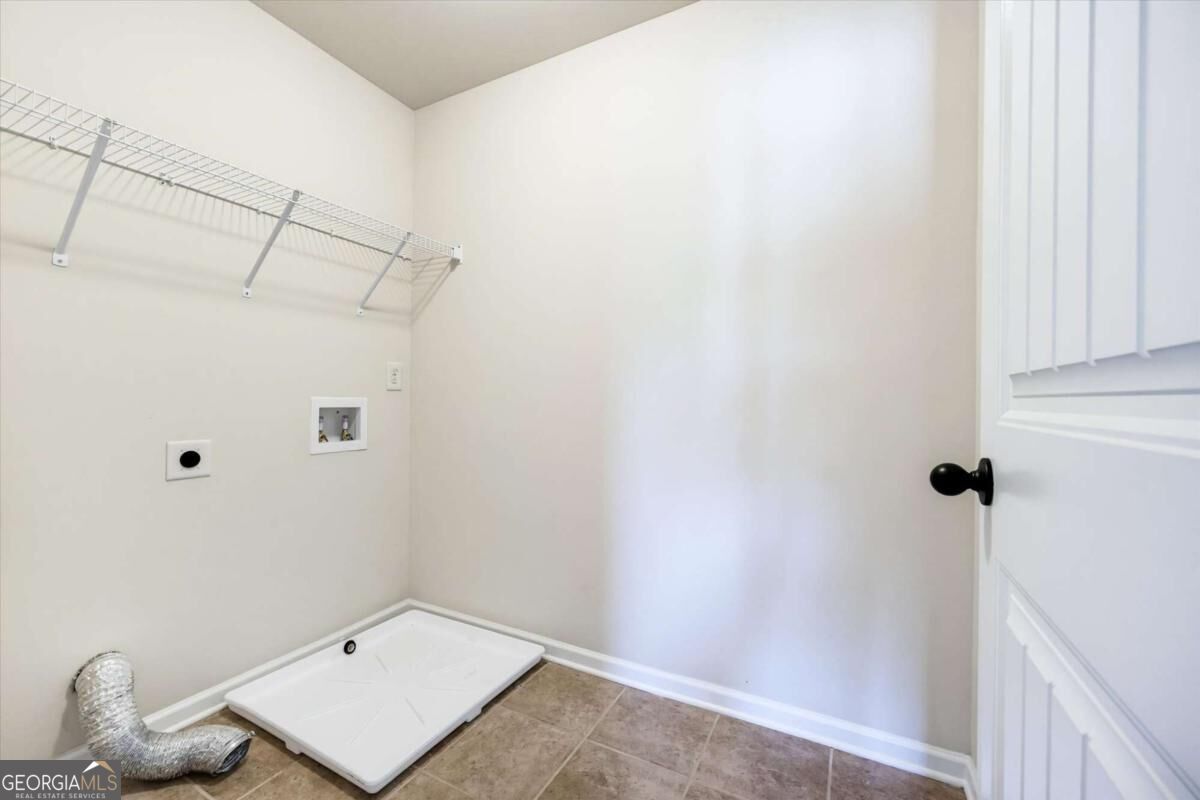 91 Ashbury Circle Property Photo 30