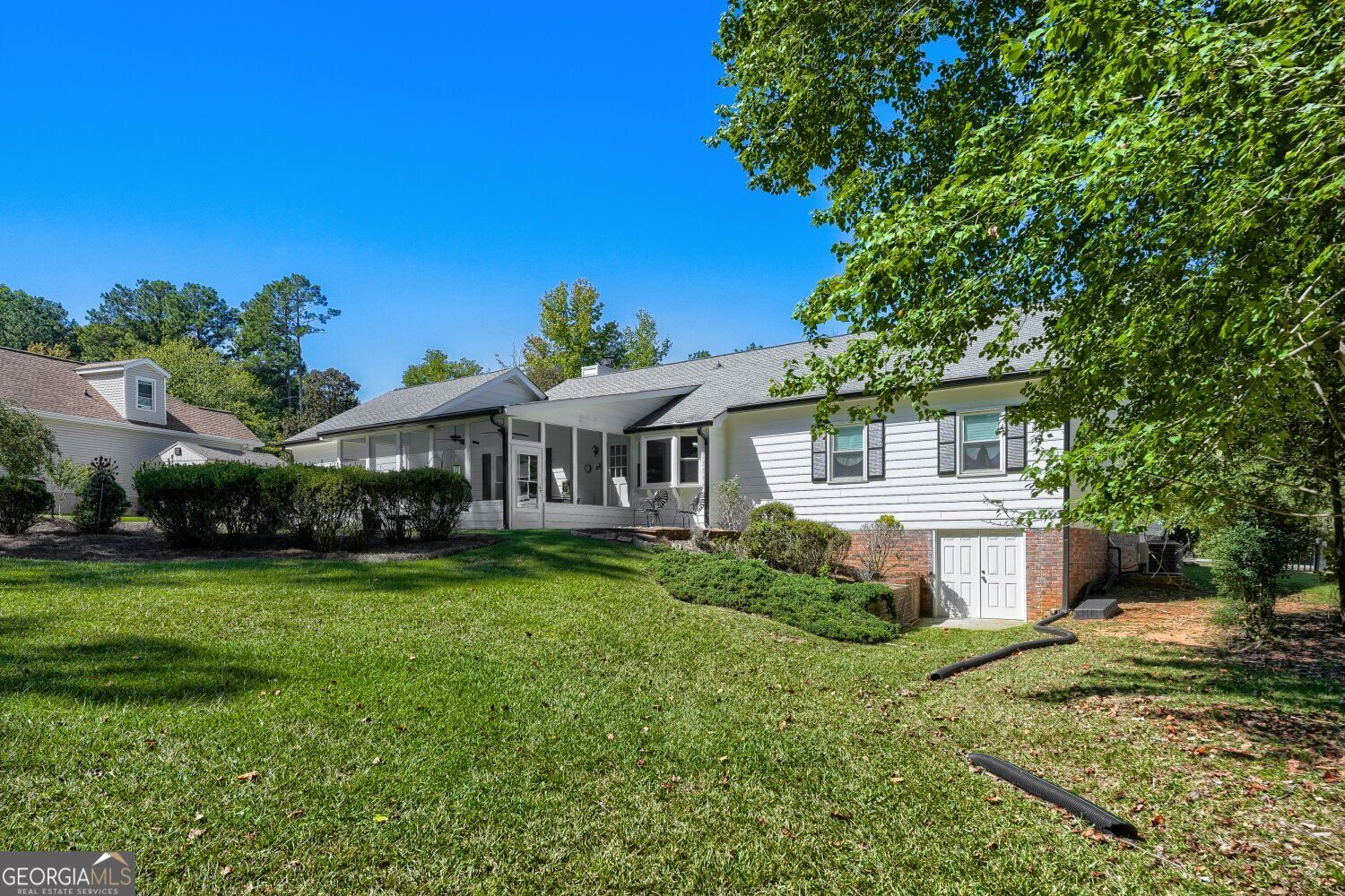 7270 Tara Drive Property Photo 4