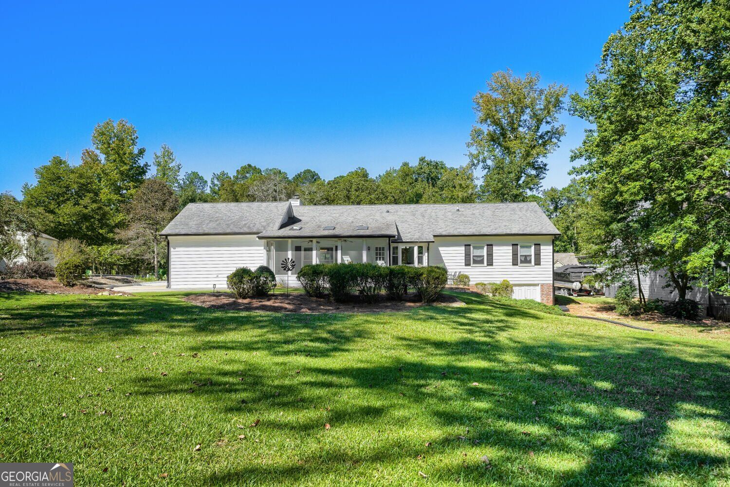 7270 Tara Drive Property Photo 5
