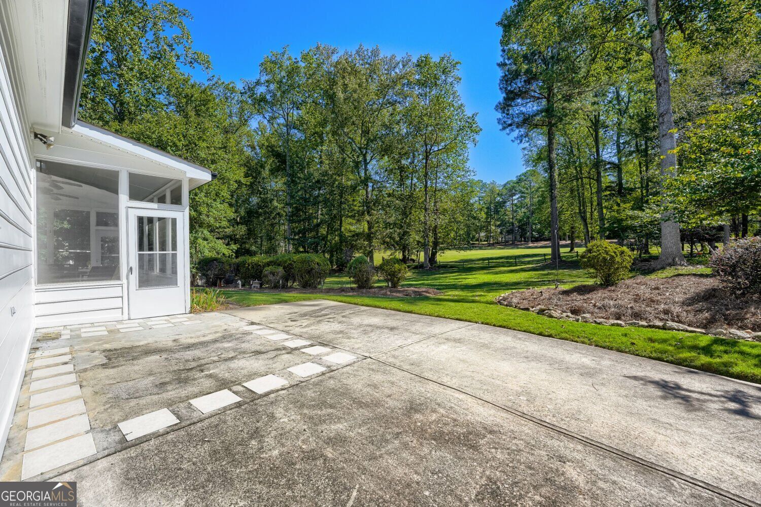 7270 Tara Drive Property Photo 8