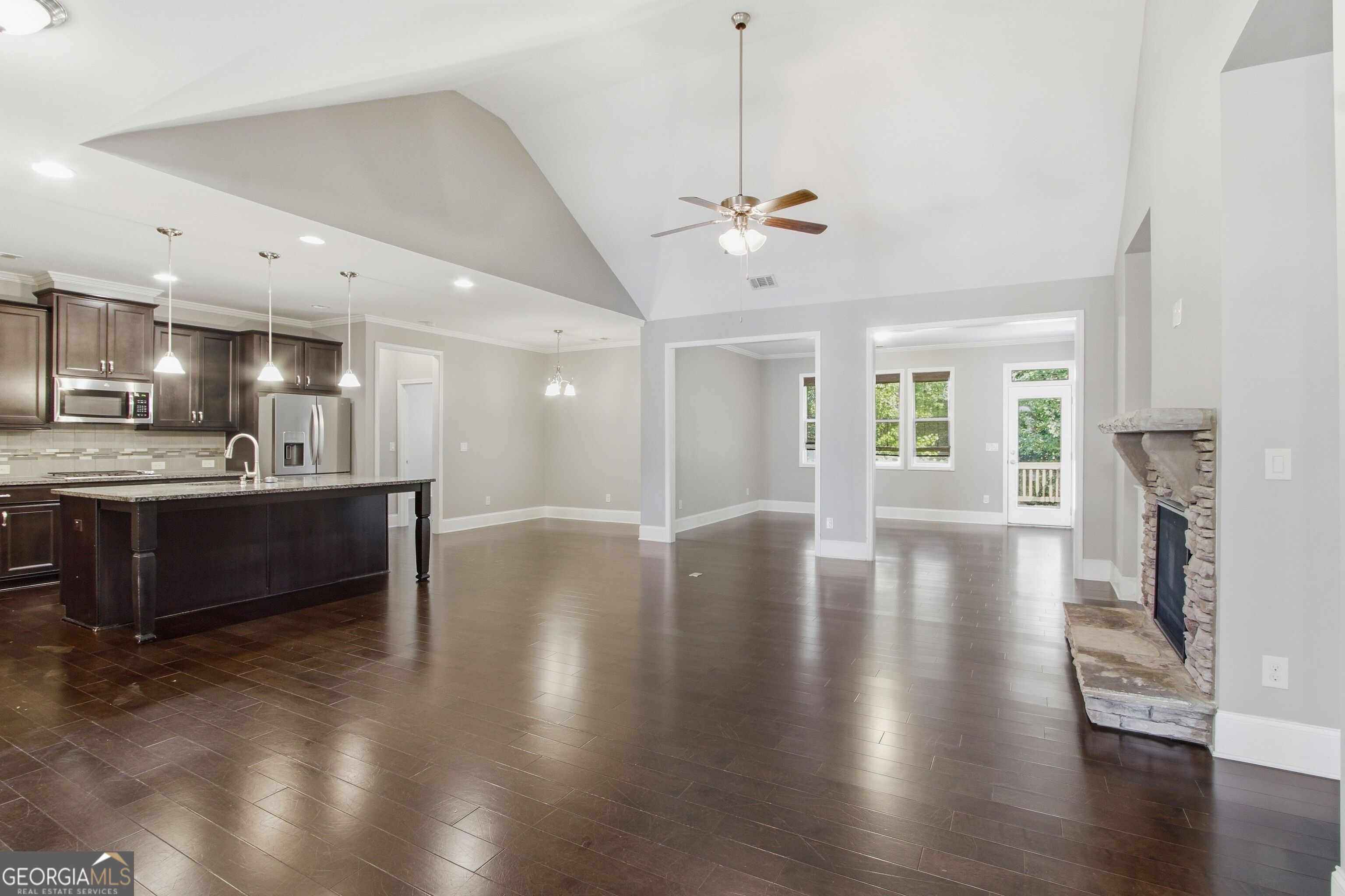 6785 Bransford Drive Property Photo 11