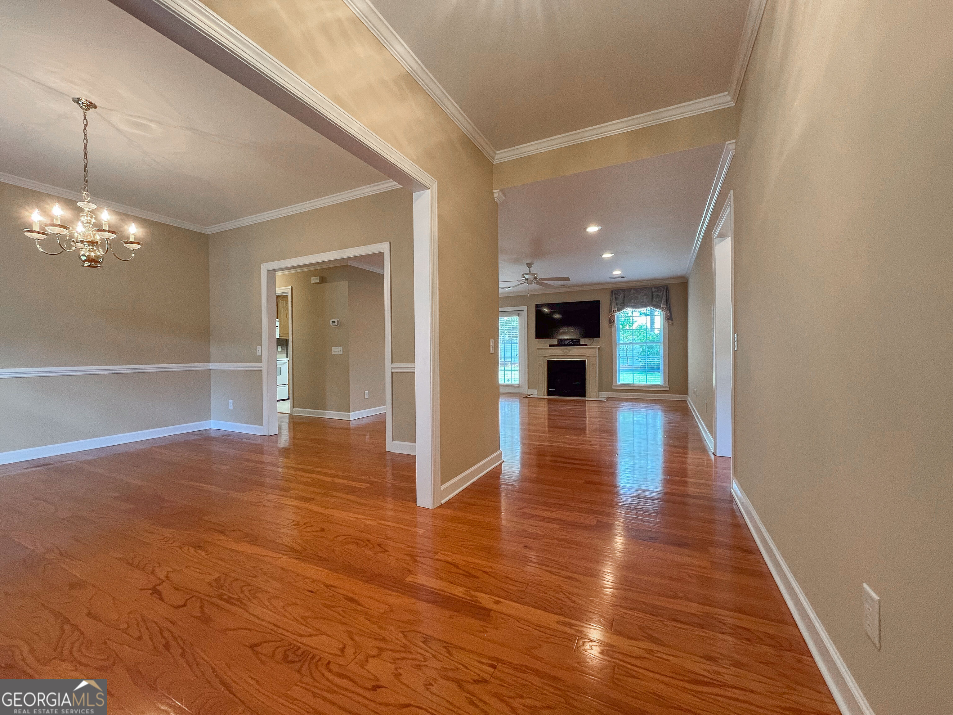 1012 Springdale Road Property Photo 5