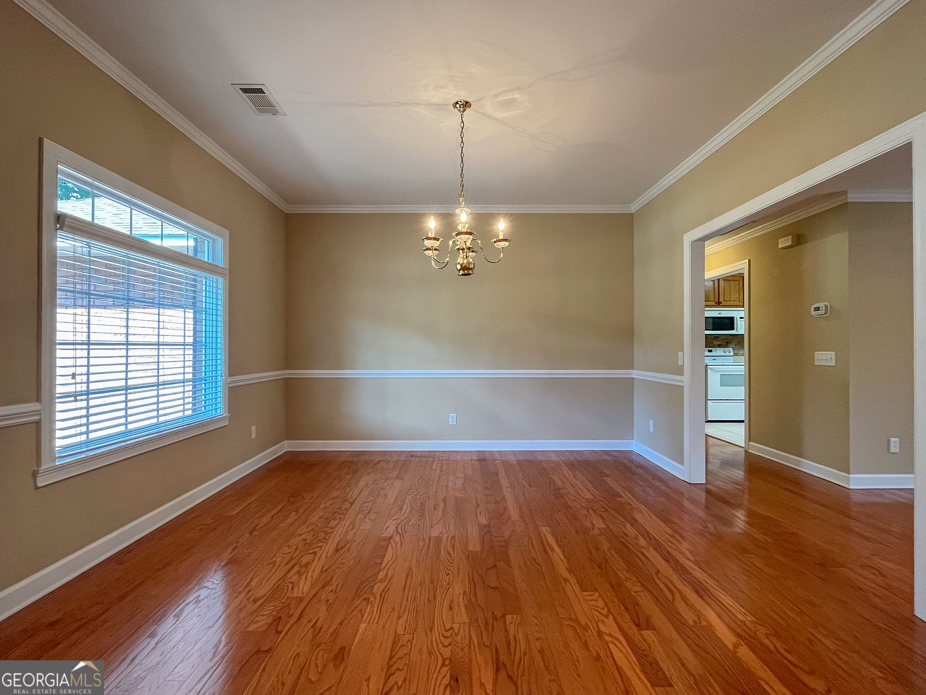1012 Springdale Road Property Photo 6