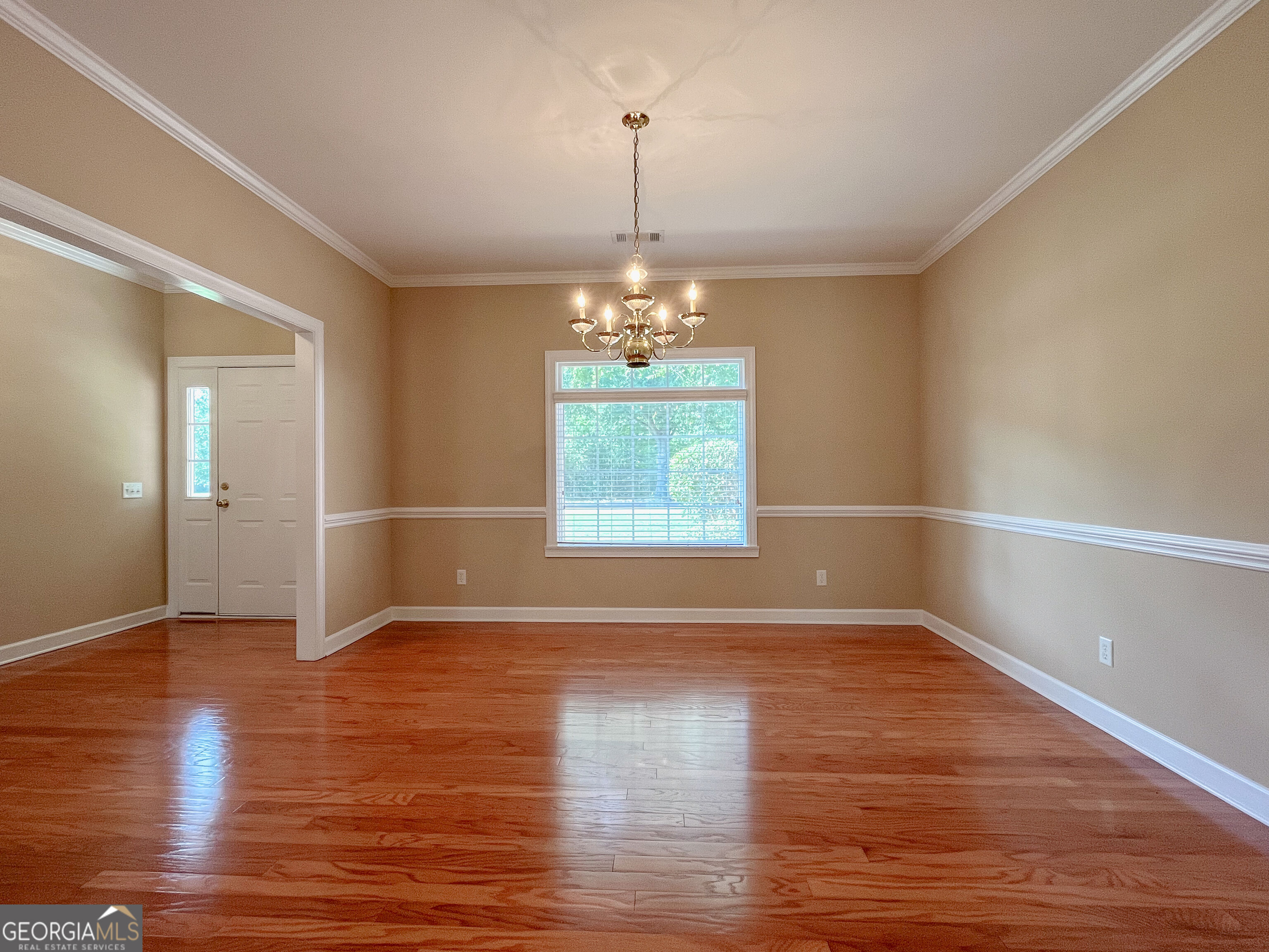 1012 Springdale Road Property Photo 7