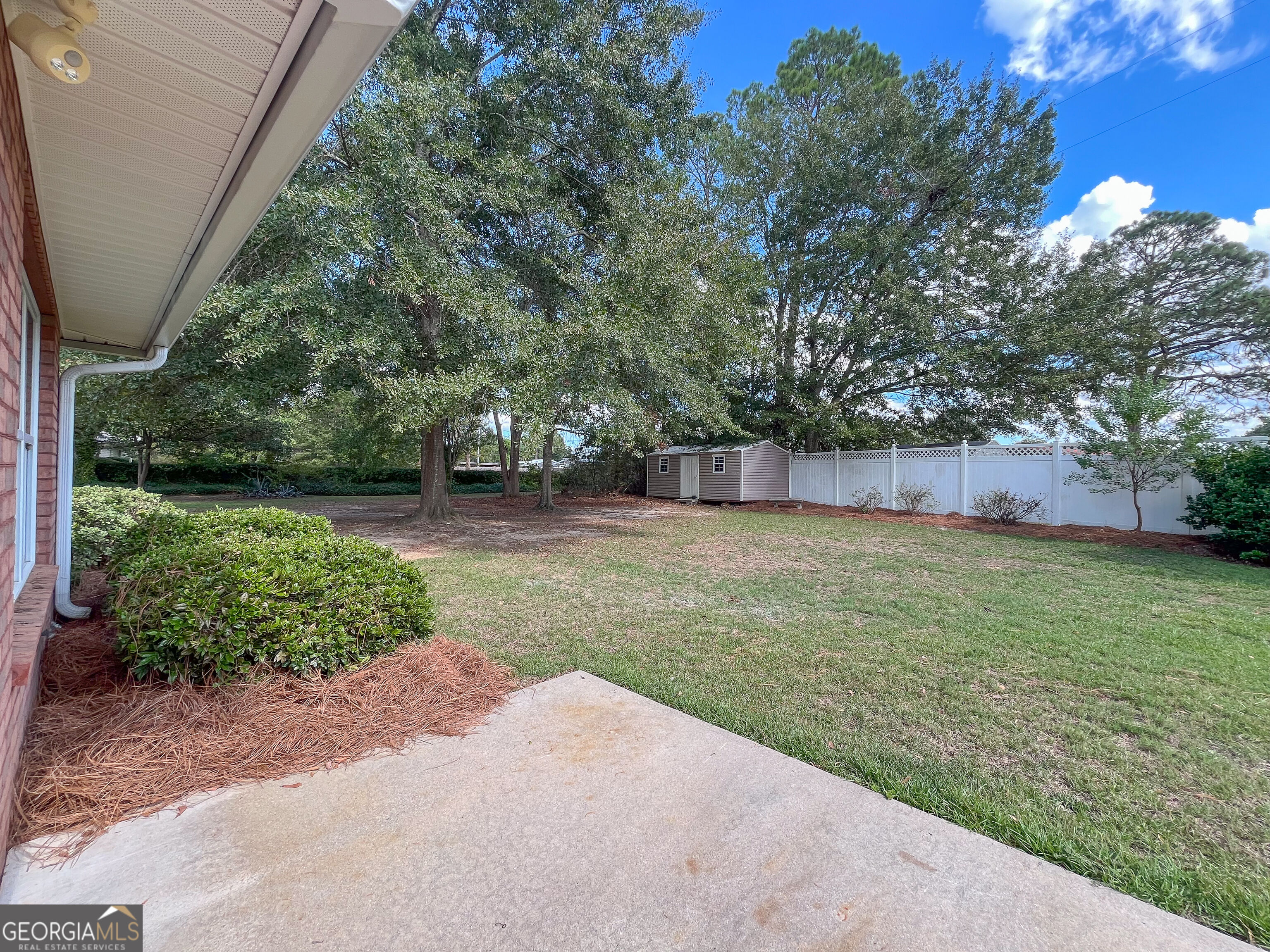 1012 Springdale Road Property Photo 32
