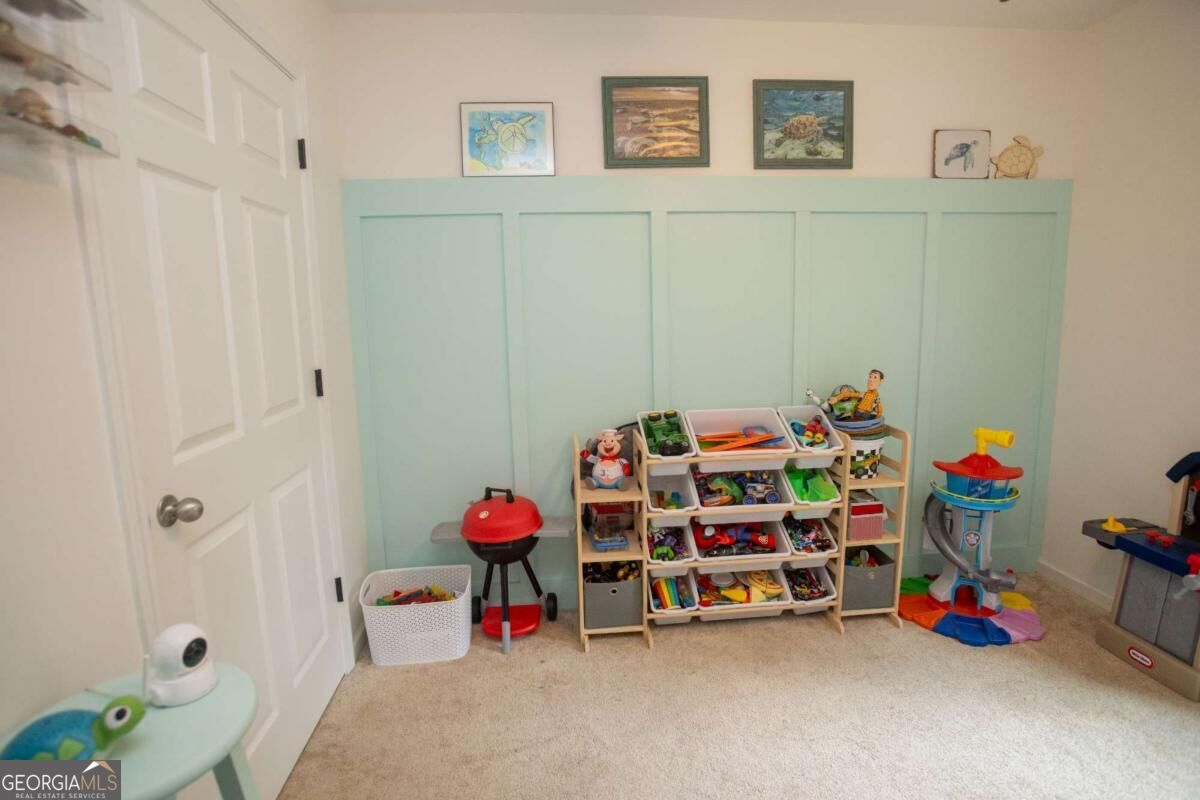 243 Pine Tree Drive Property Photo 13