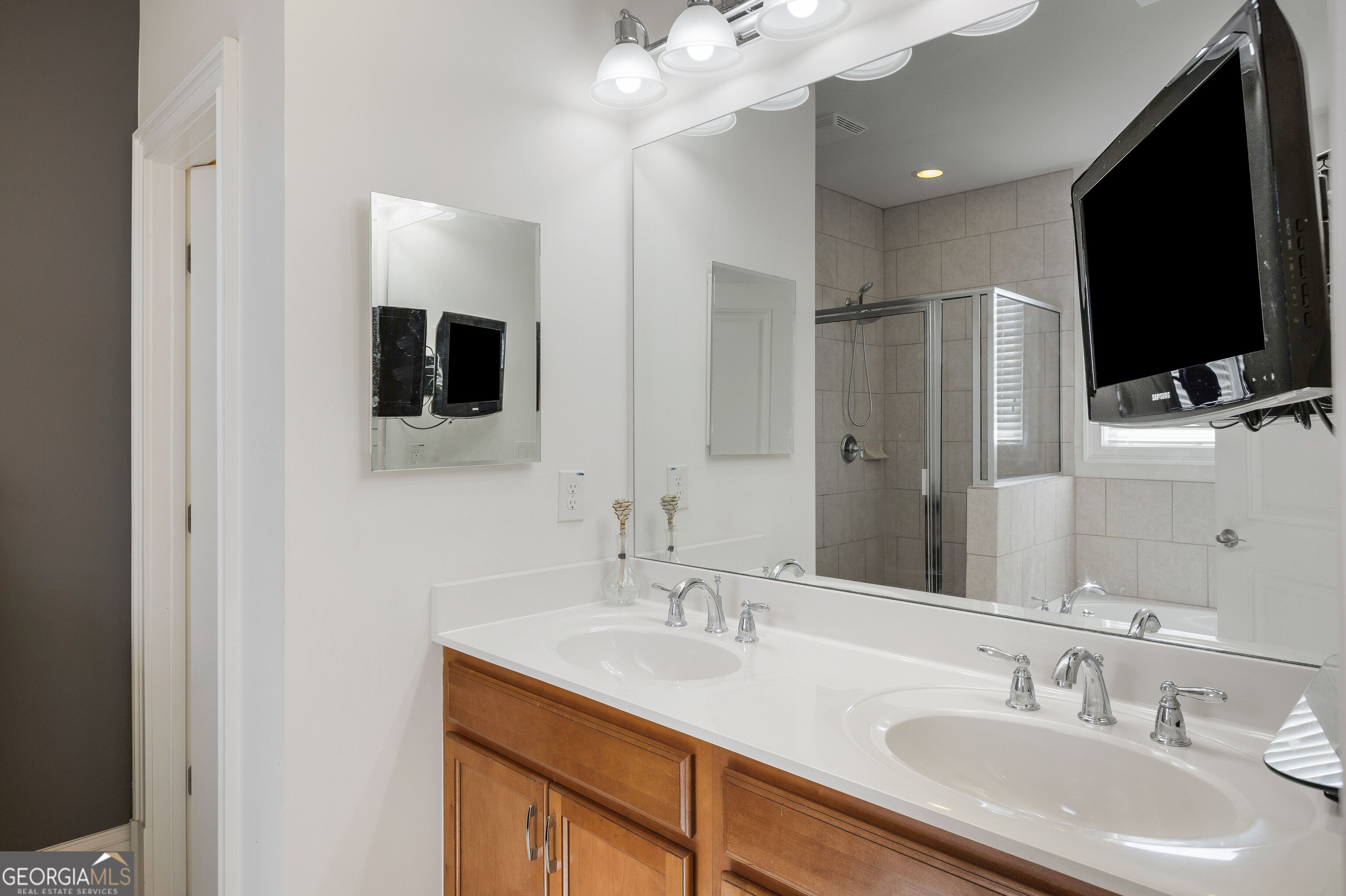 383 16th Street Nw # 3 Property Photo 14
