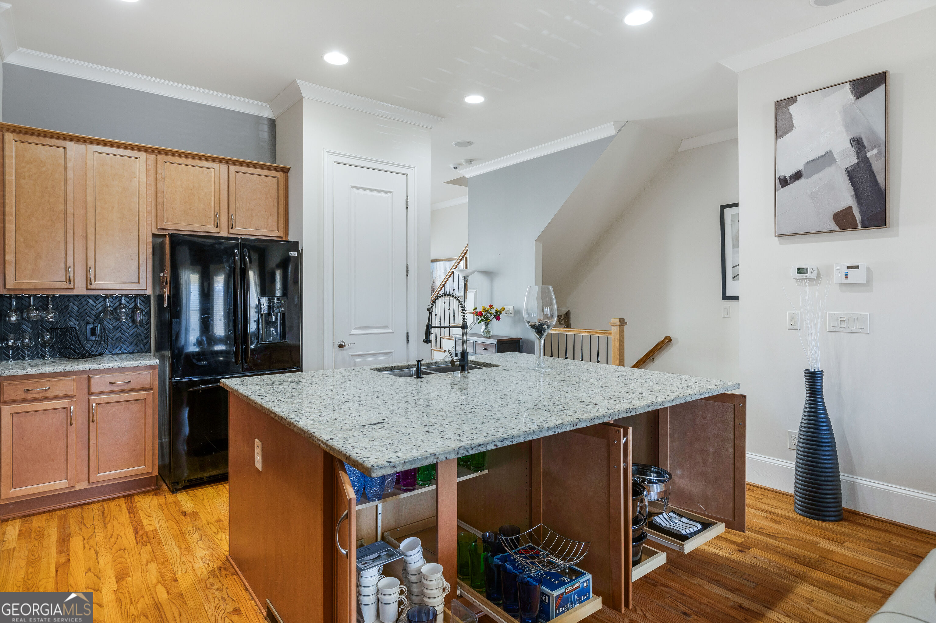 383 16th Street Nw # 3 Property Photo 26