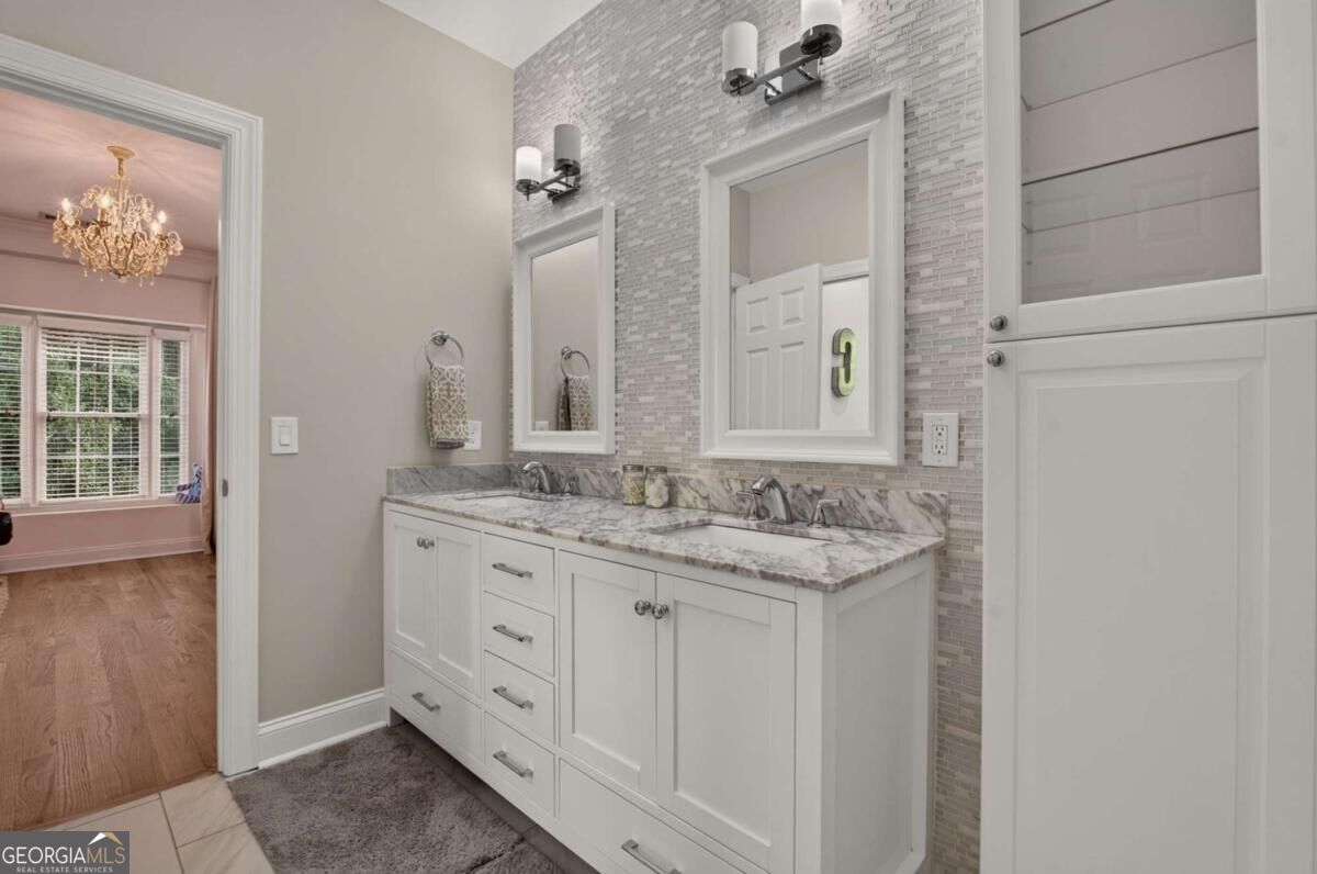 506 Champions Point Property Photo 24