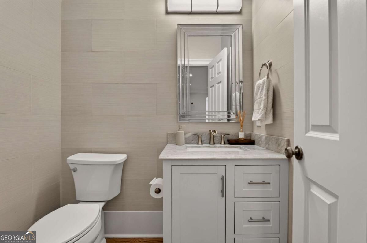 506 Champions Point Property Photo 31