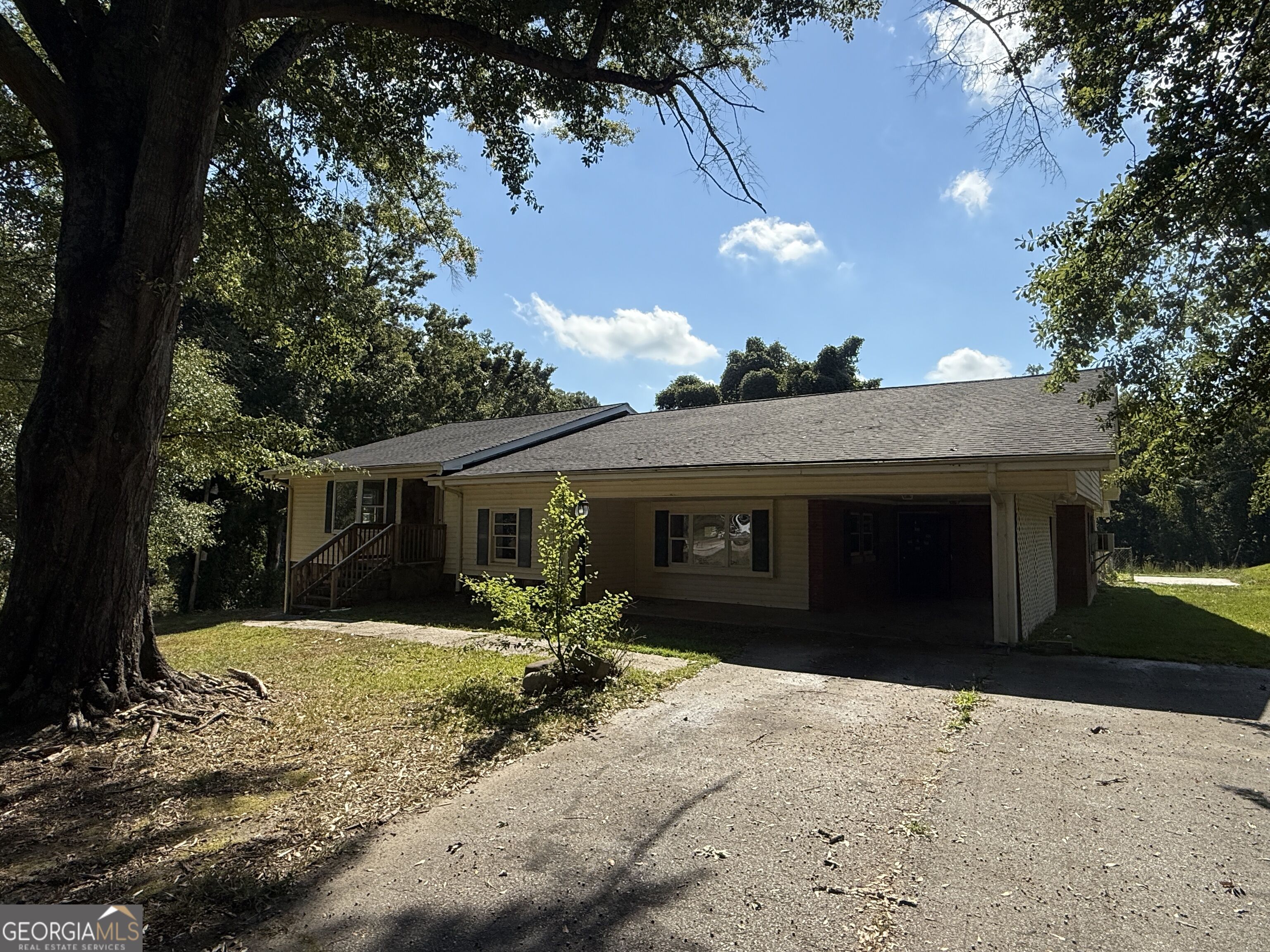 4 Poppys Lane Property Photo 1