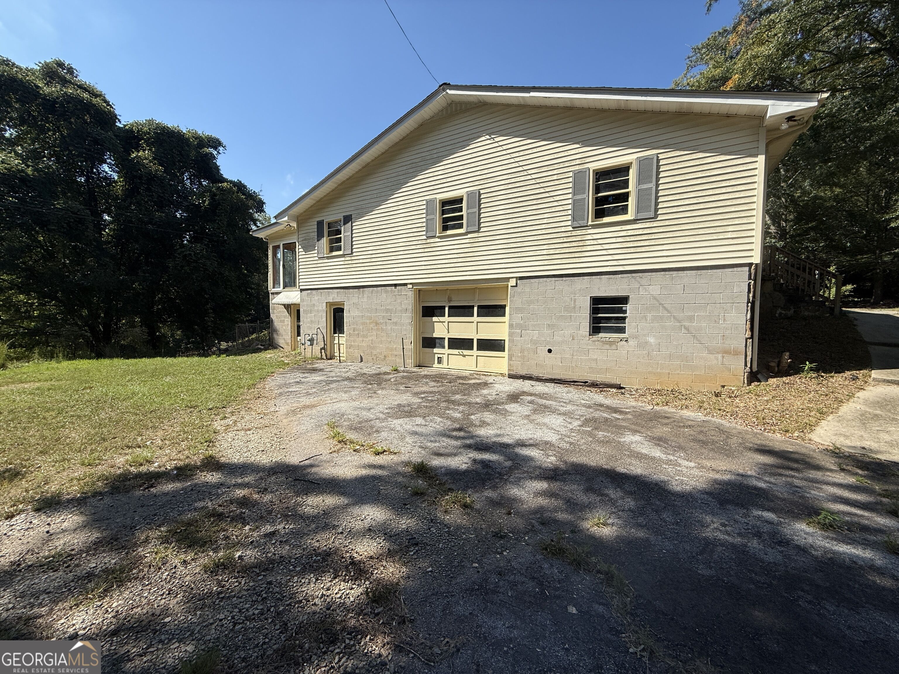 4 Poppys Lane Property Photo 4
