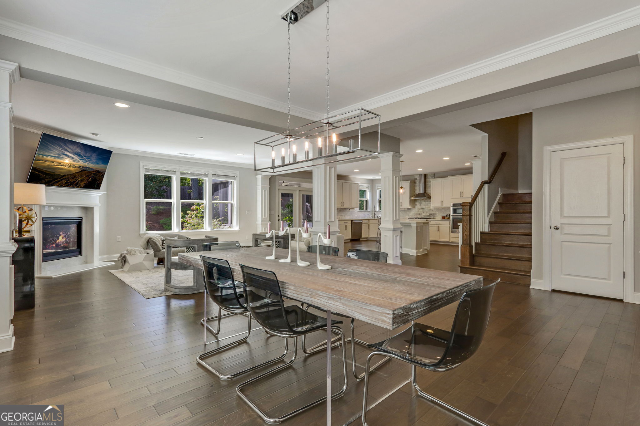 516 Flyingbolt Run Property Photo 8