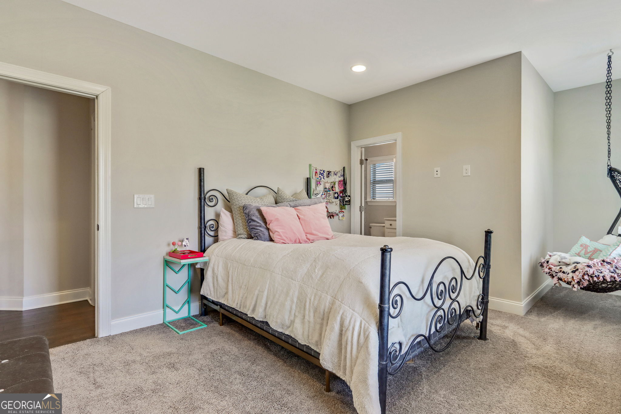 516 Flyingbolt Run Property Photo 28