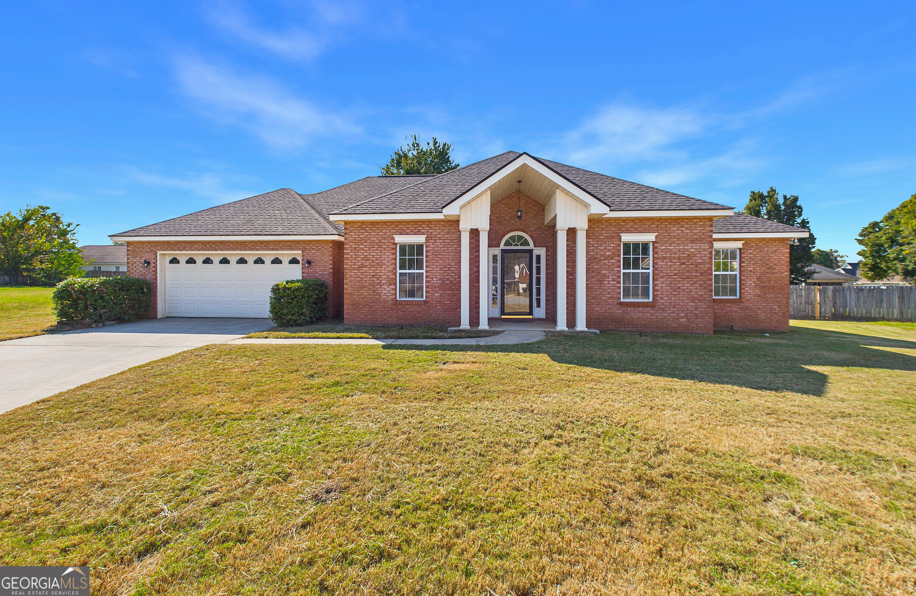 305 Thornwood Drive Property Photo 1