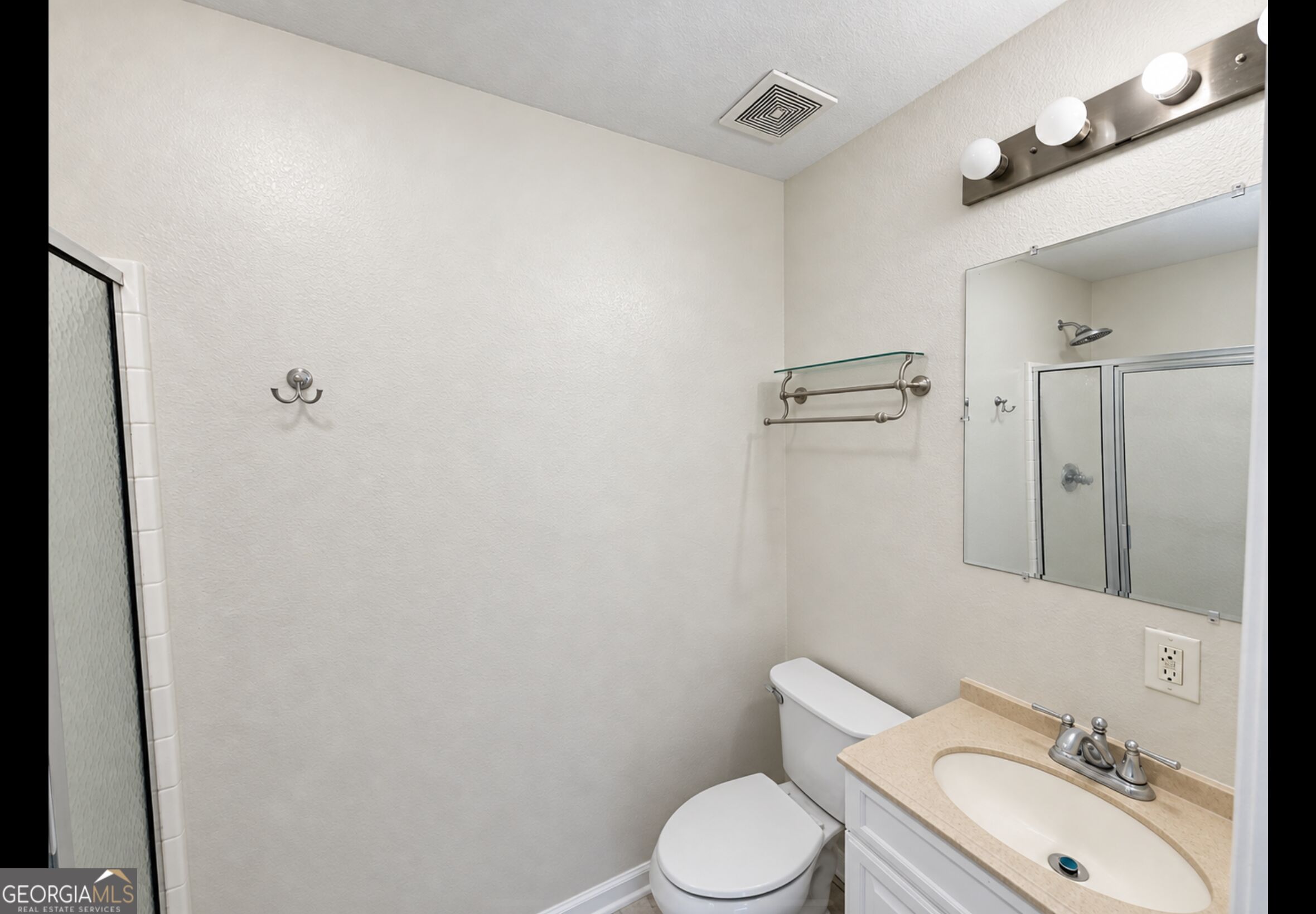 208 Yonah Circle Property Photo 13