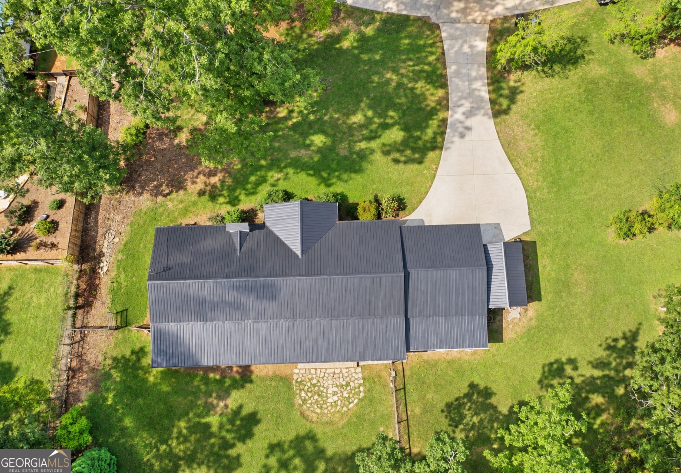 208 Yonah Circle Property Photo 27