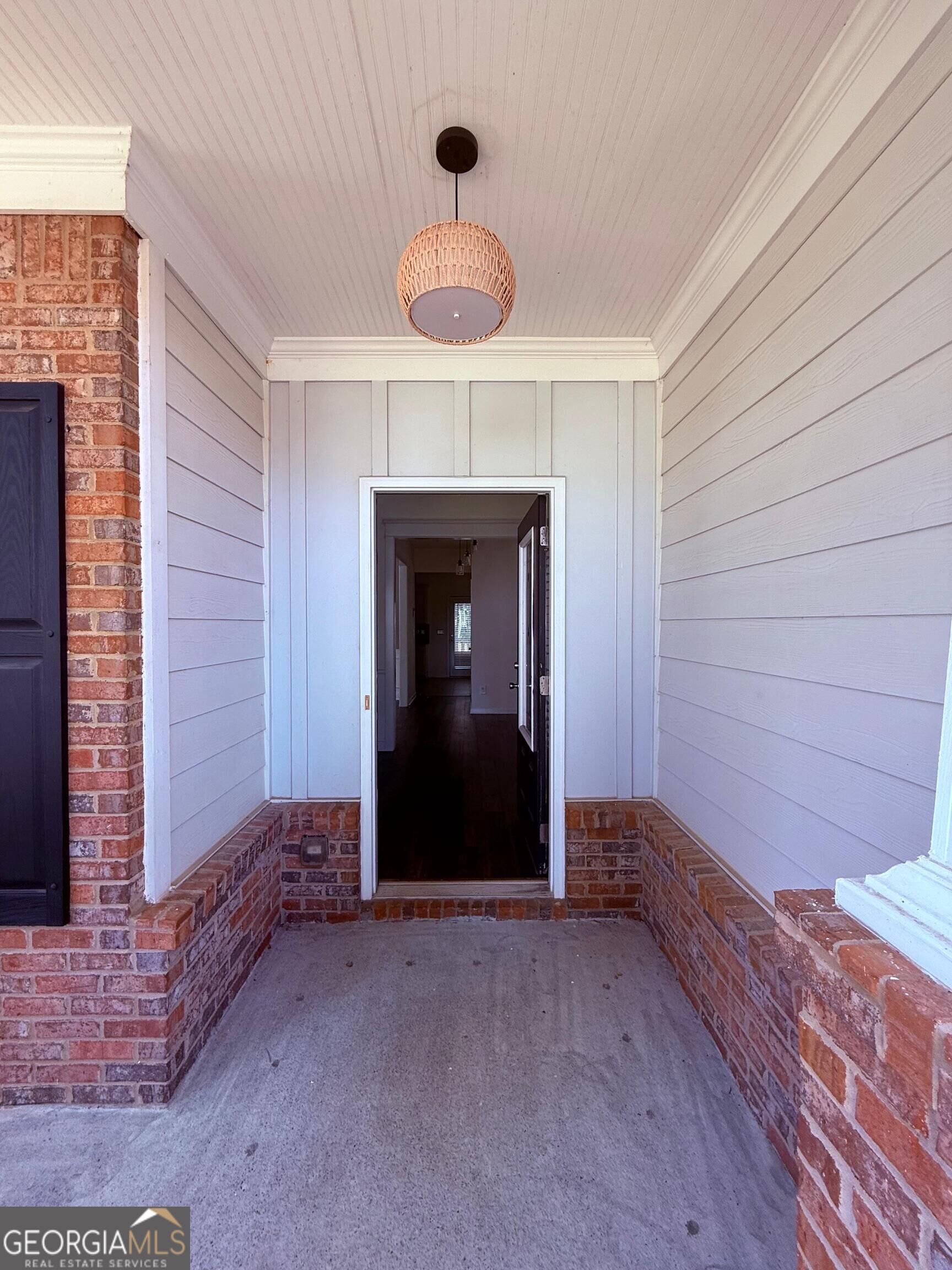 4266 Suwanee Brook Court Property Photo 2