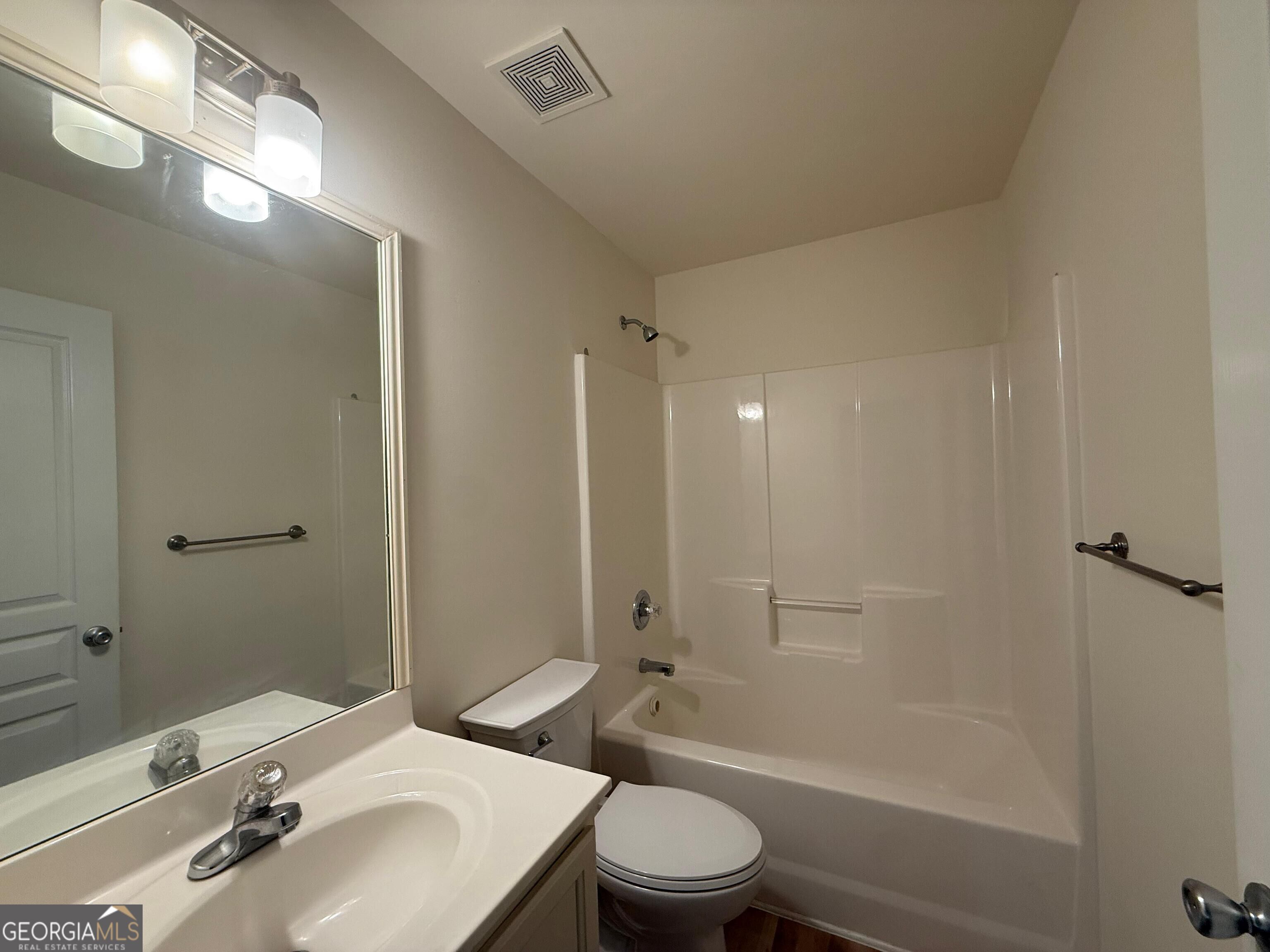 4266 Suwanee Brook Court Property Photo 46