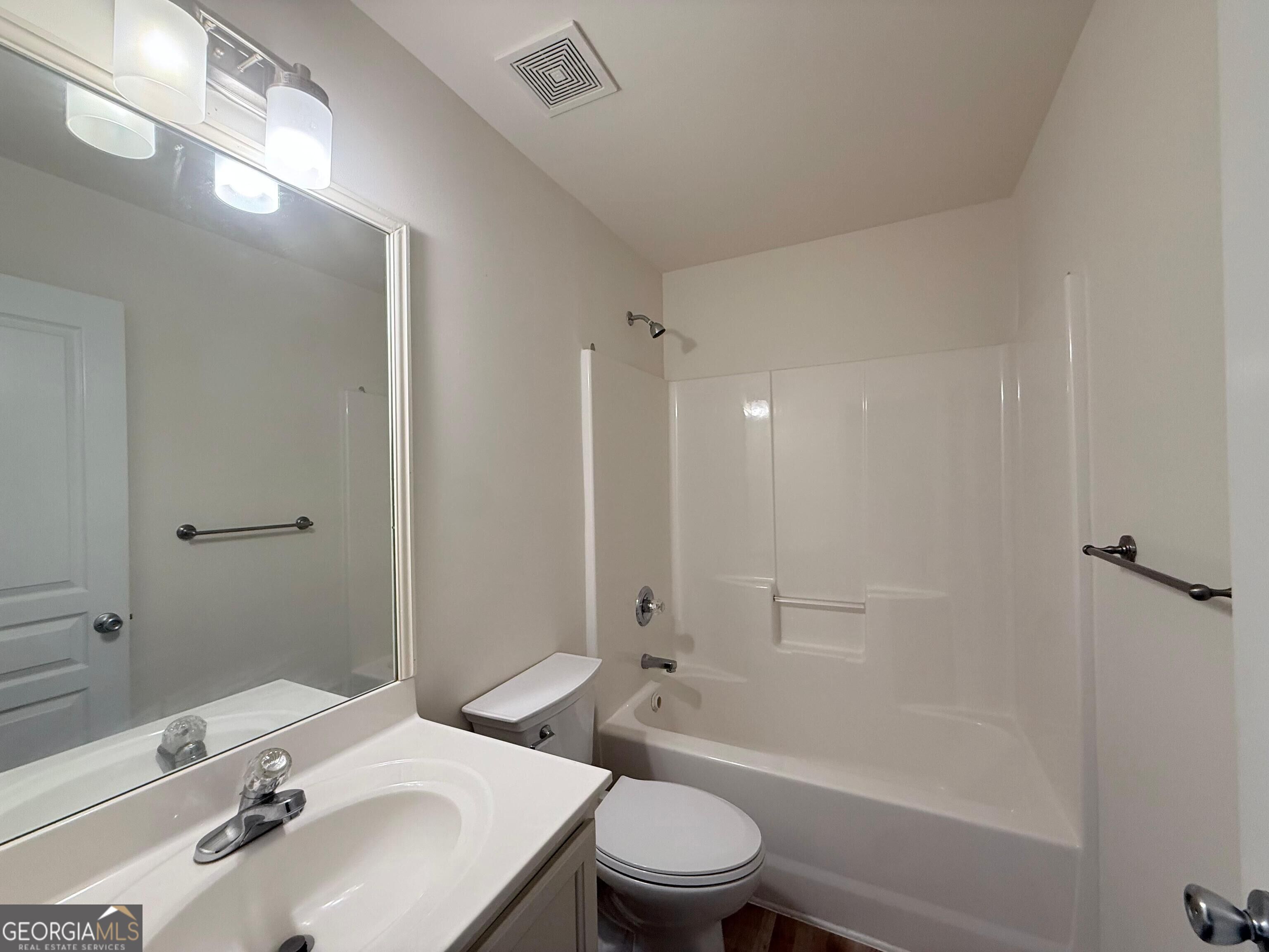 4266 Suwanee Brook Court Property Photo 47