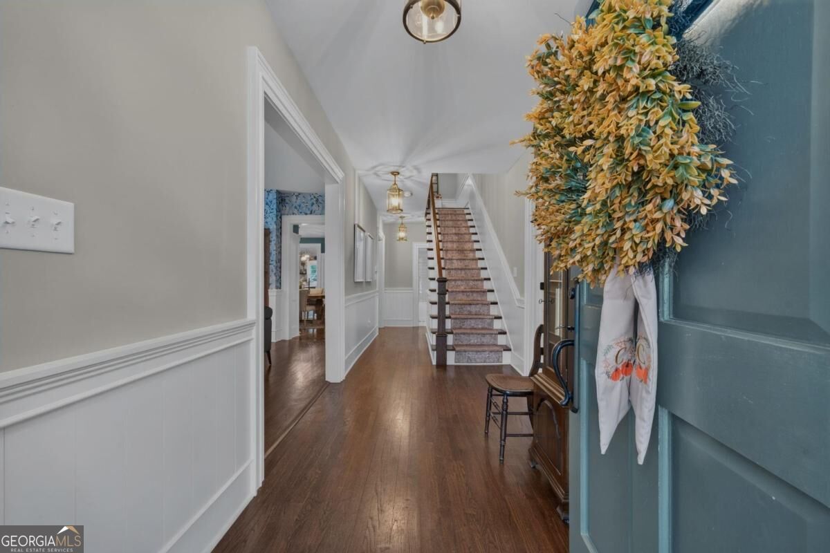 201 N Madison Avenue Property Photo 8