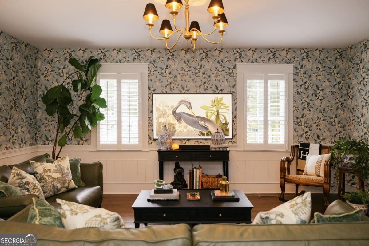 201 N Madison Avenue Property Photo 15