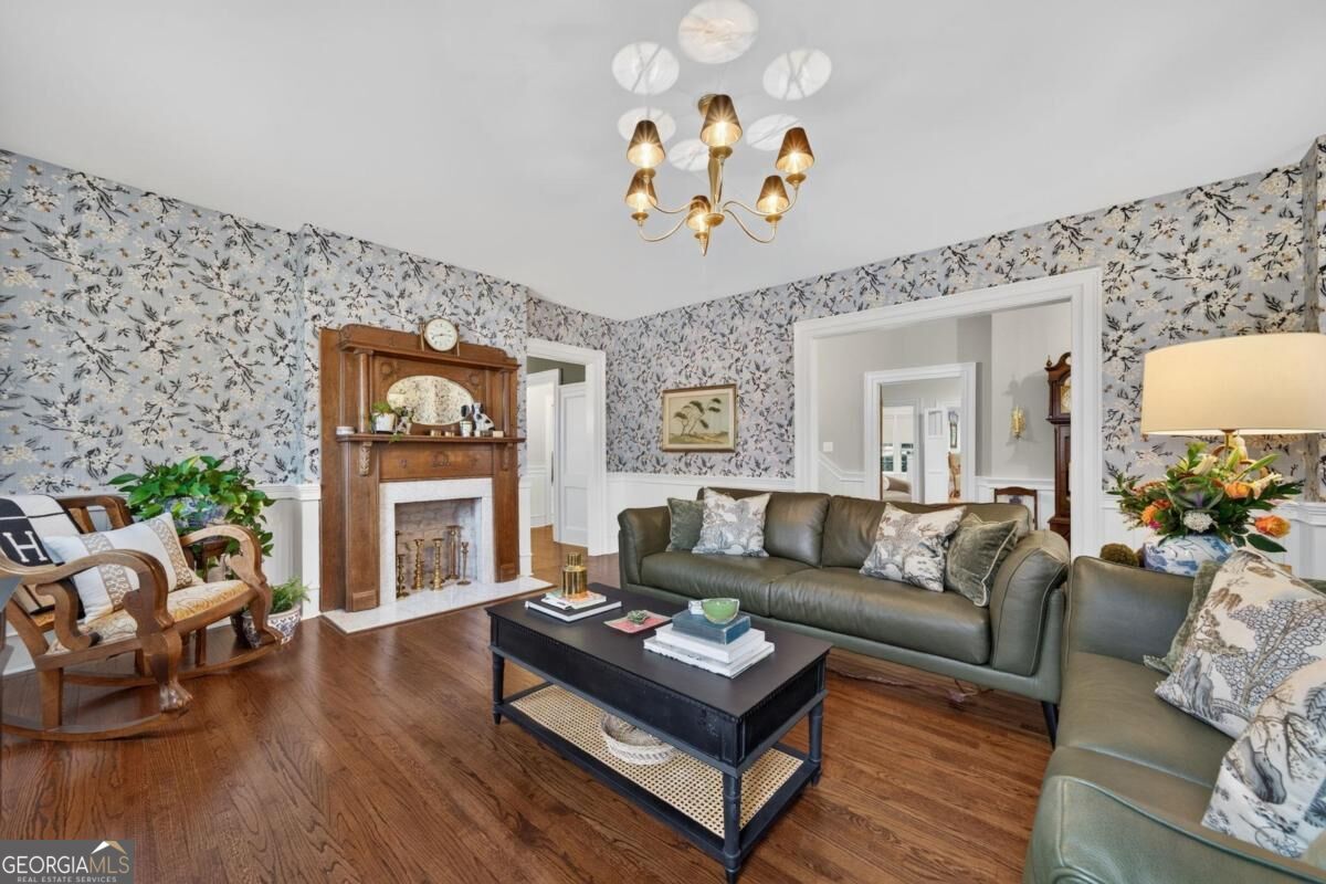 201 N Madison Avenue Property Photo 19