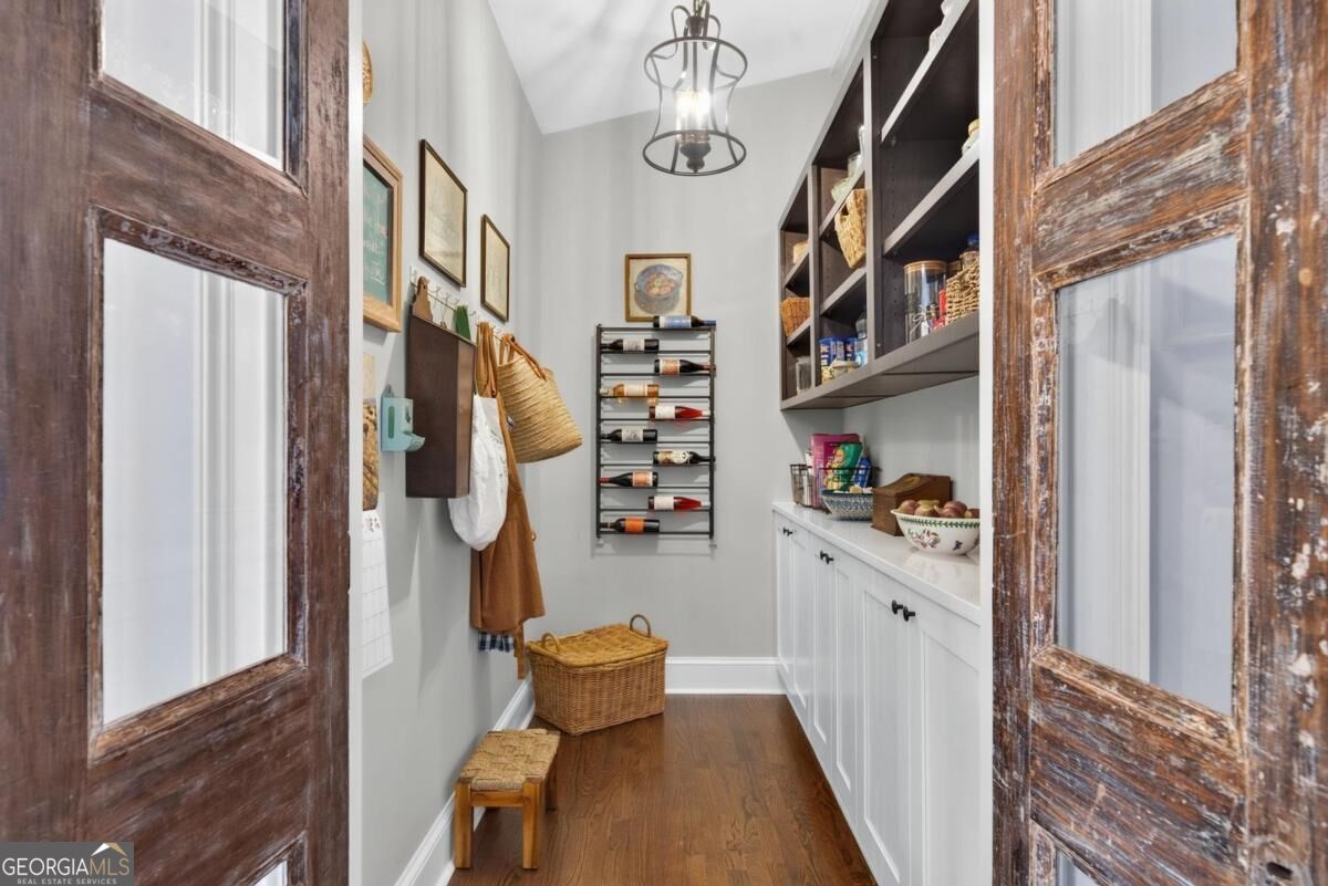 201 N Madison Avenue Property Photo 35