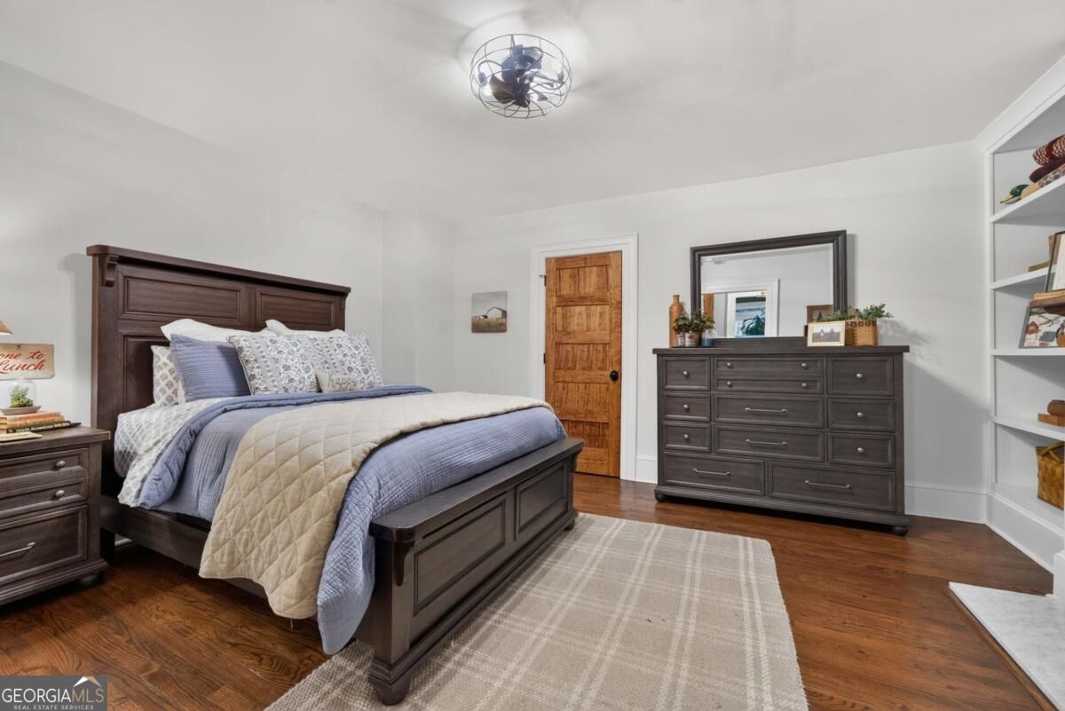 201 N Madison Avenue Property Photo 42