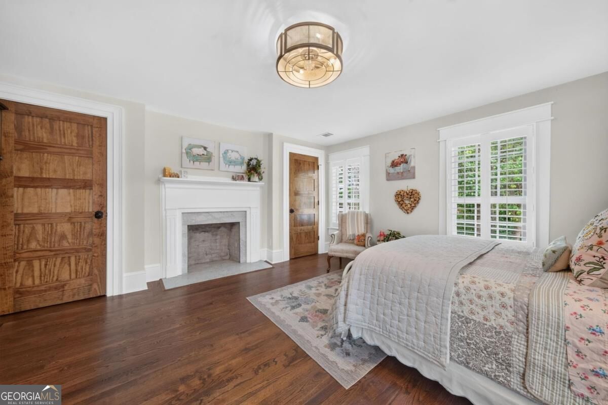 201 N Madison Avenue Property Photo 47
