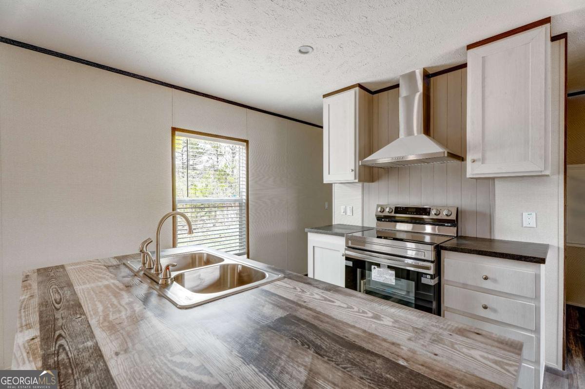 30 Crooked Court Property Photo 23