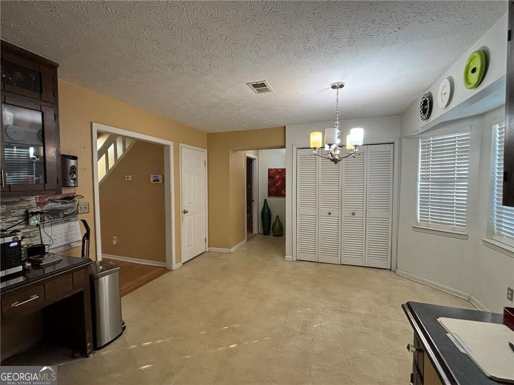 3709 Charlotte Drive Property Photo 14