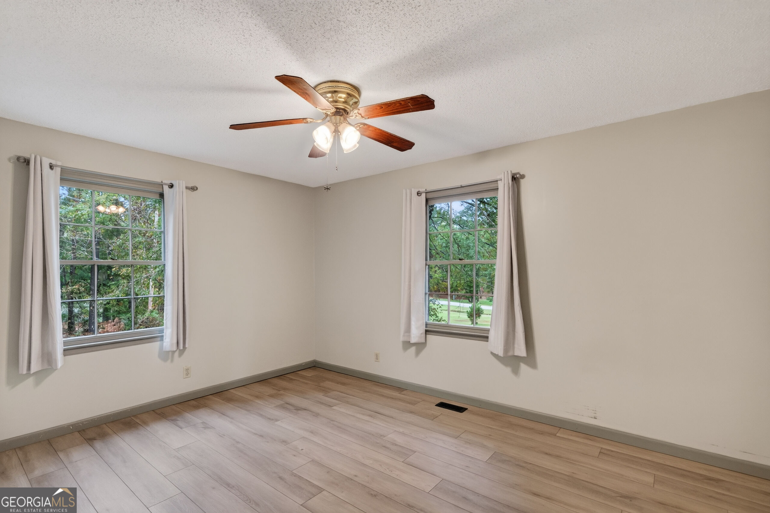 195 Marshall Road Ne Property Photo 15