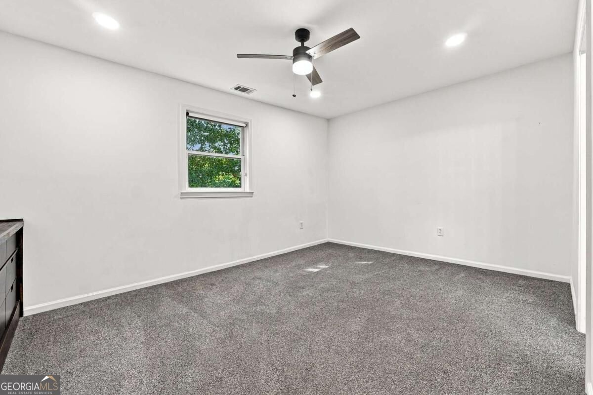 731 Longview Drive Property Photo 16
