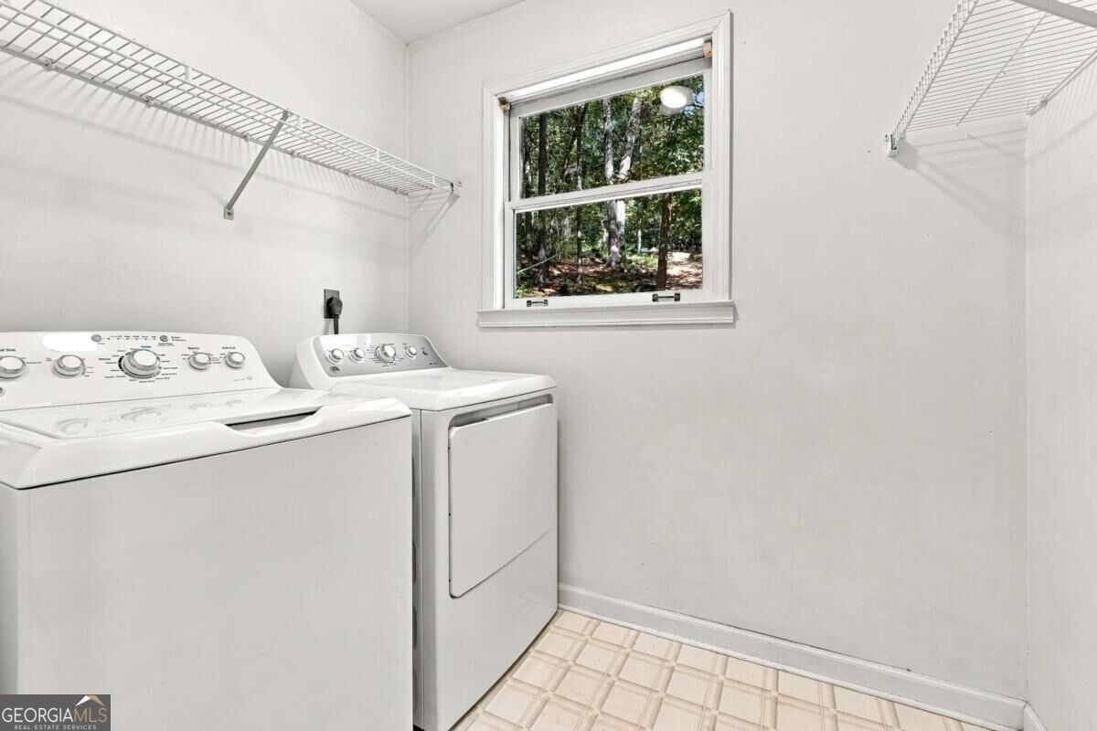 731 Longview Drive Property Photo 29
