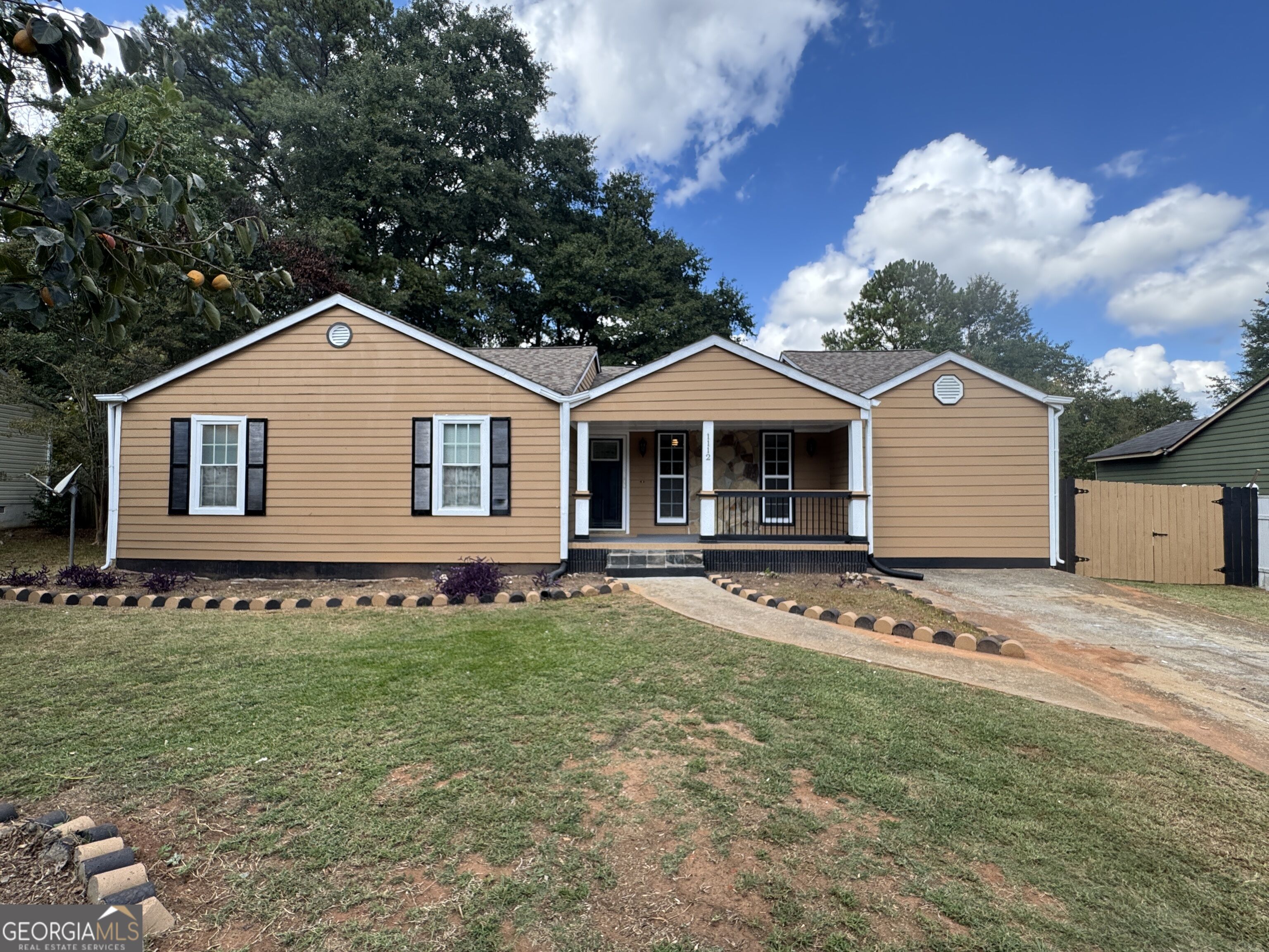 1112 Reynolds Court Property Photo 1