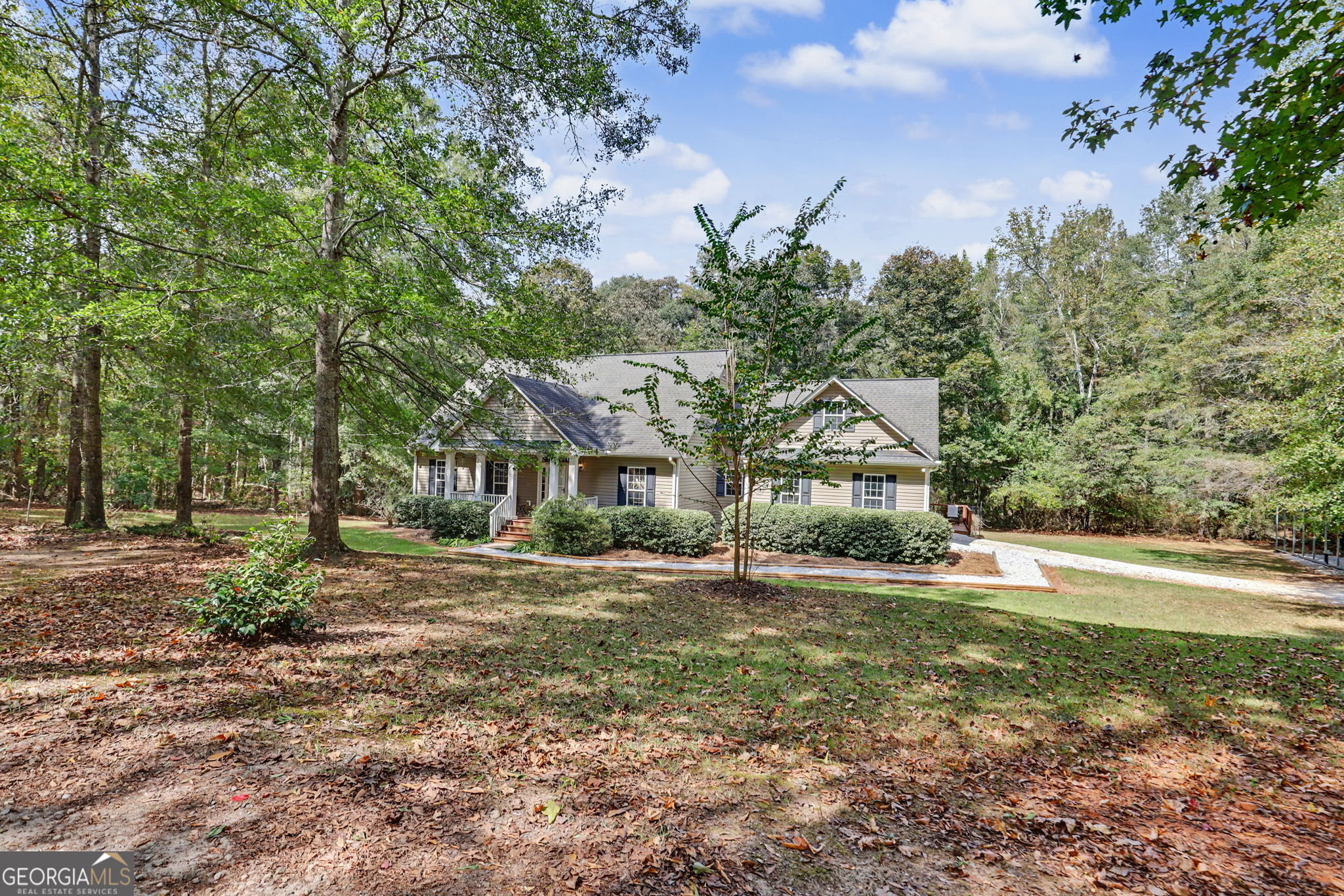 830 Lord Fleming Road Property Photo 2