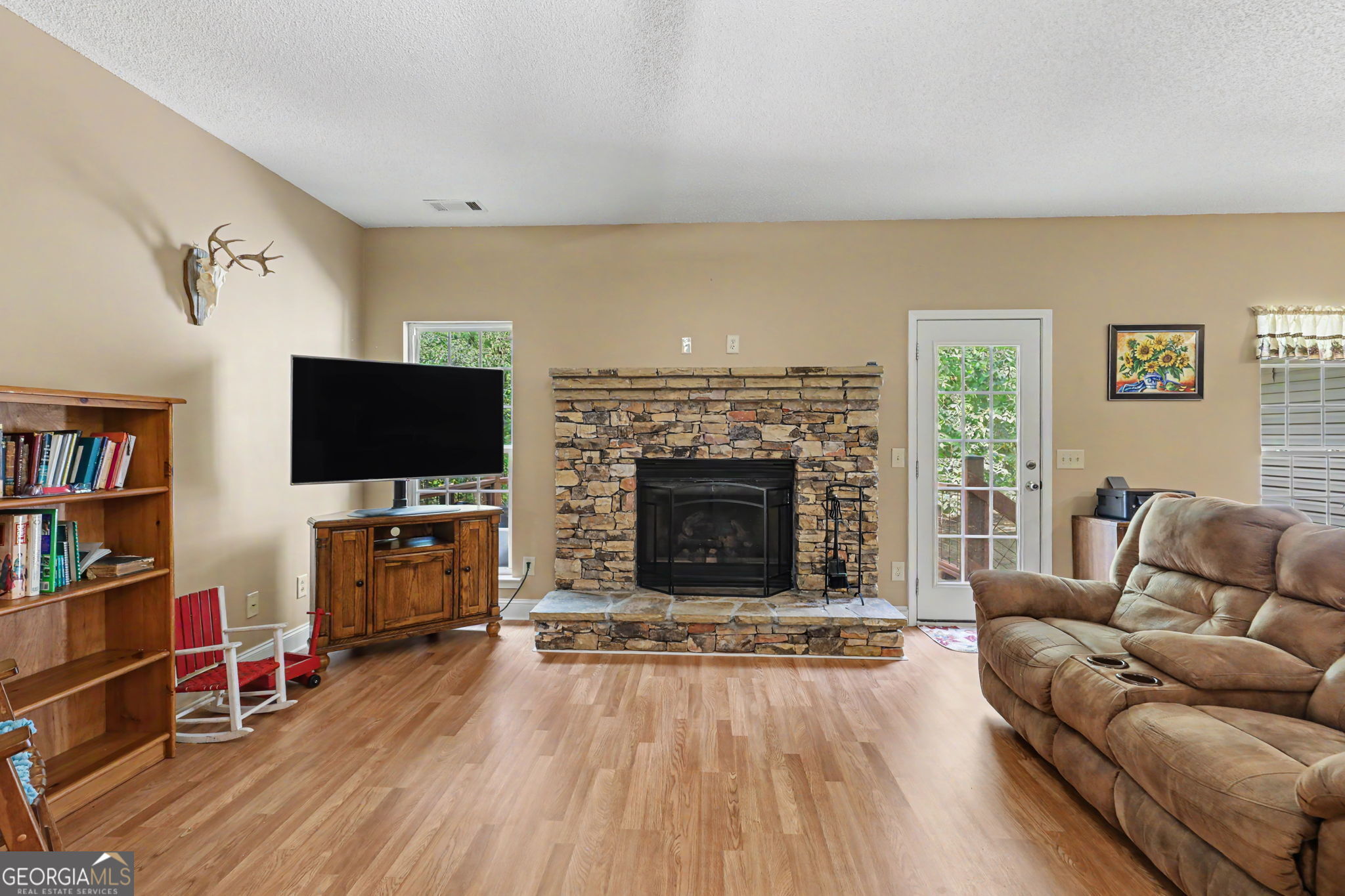830 Lord Fleming Road Property Photo 14