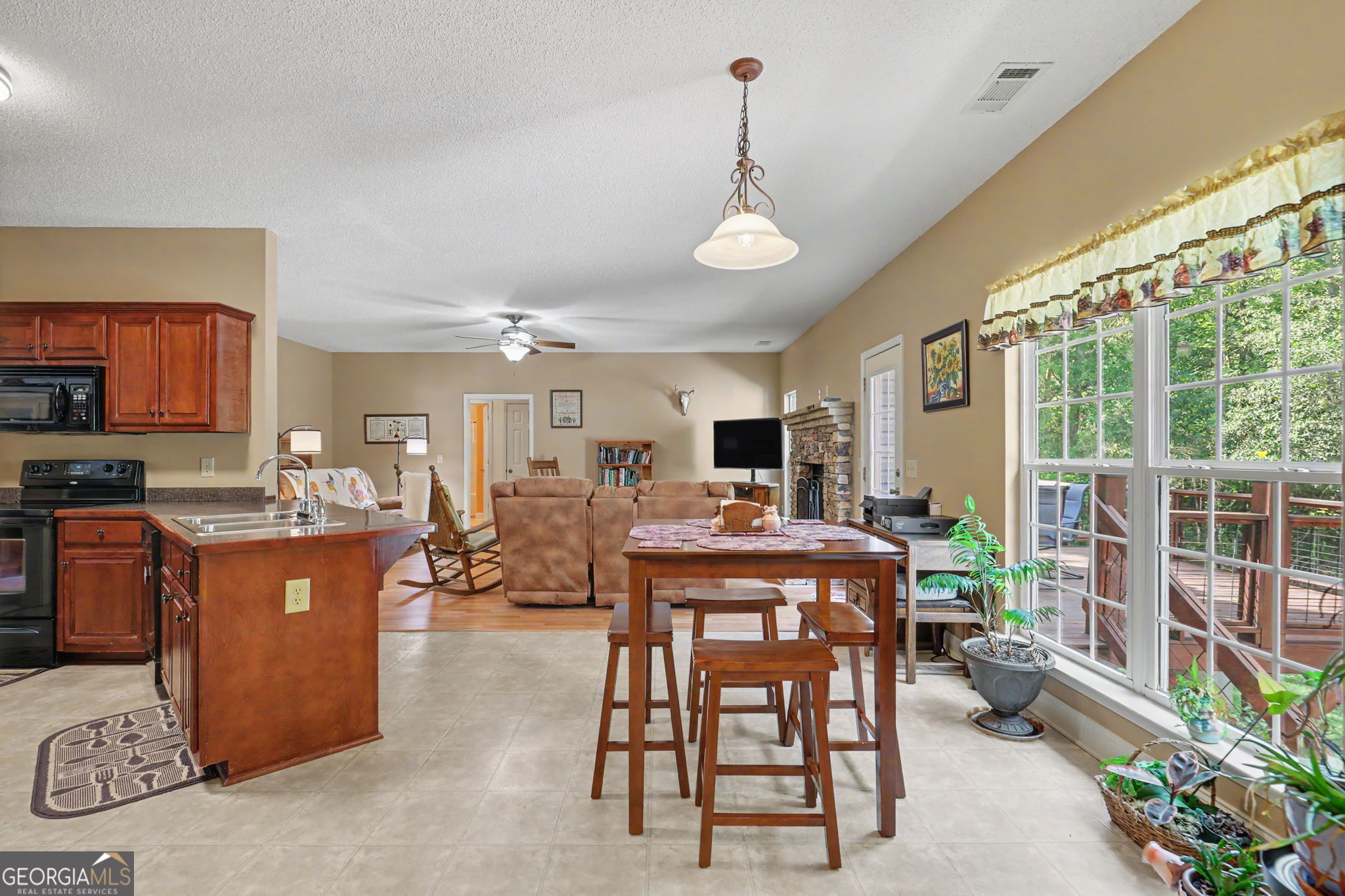830 Lord Fleming Road Property Photo 40