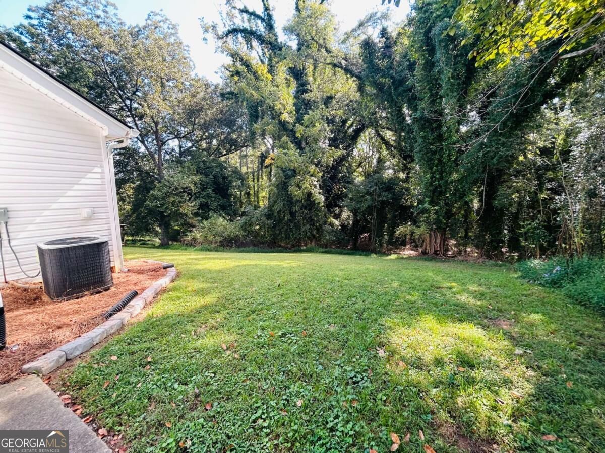 28 Spring Street Property Photo 13