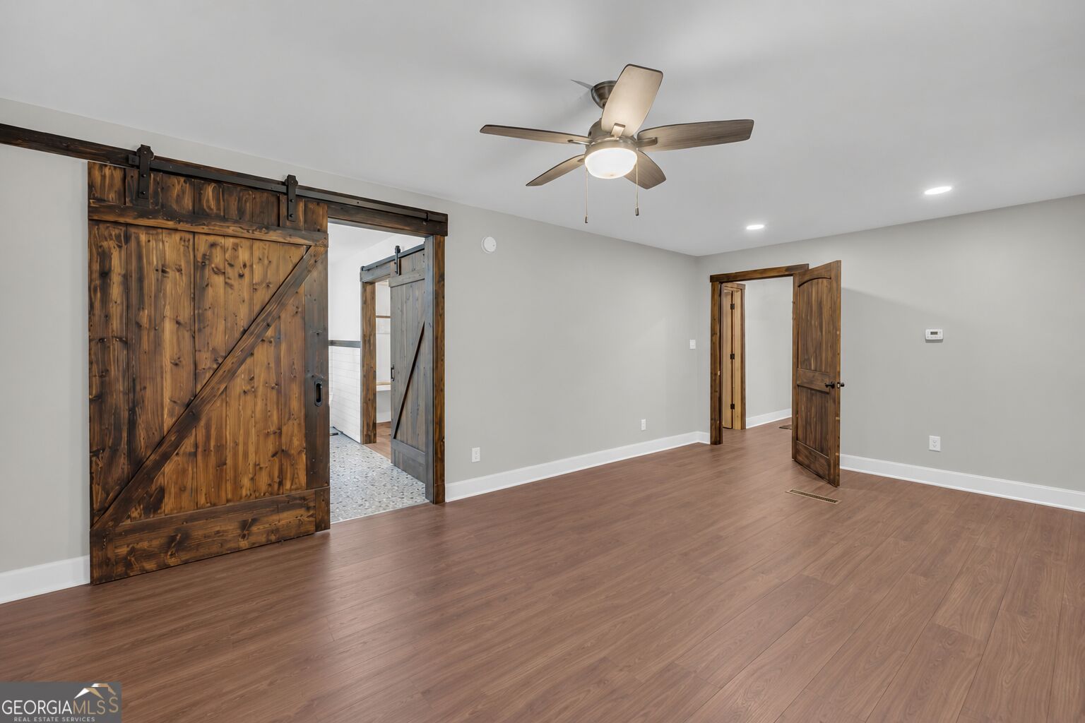 1060 Stephens Street Property Photo 9