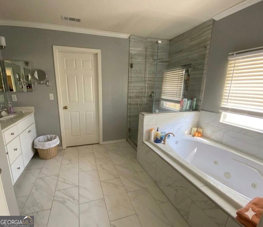 500 Saint Helen Way Property Photo 10