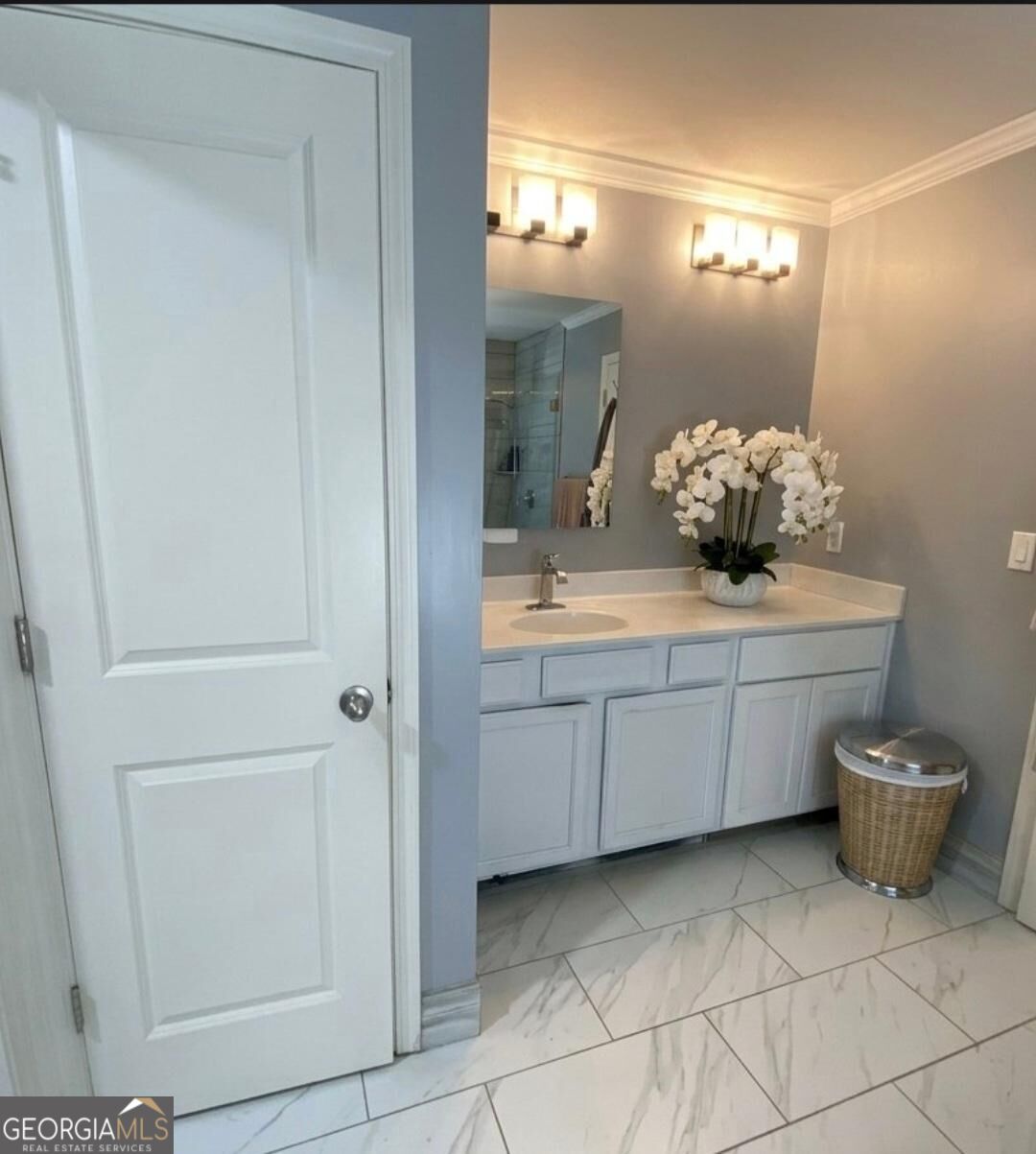 500 Saint Helen Way Property Photo 11